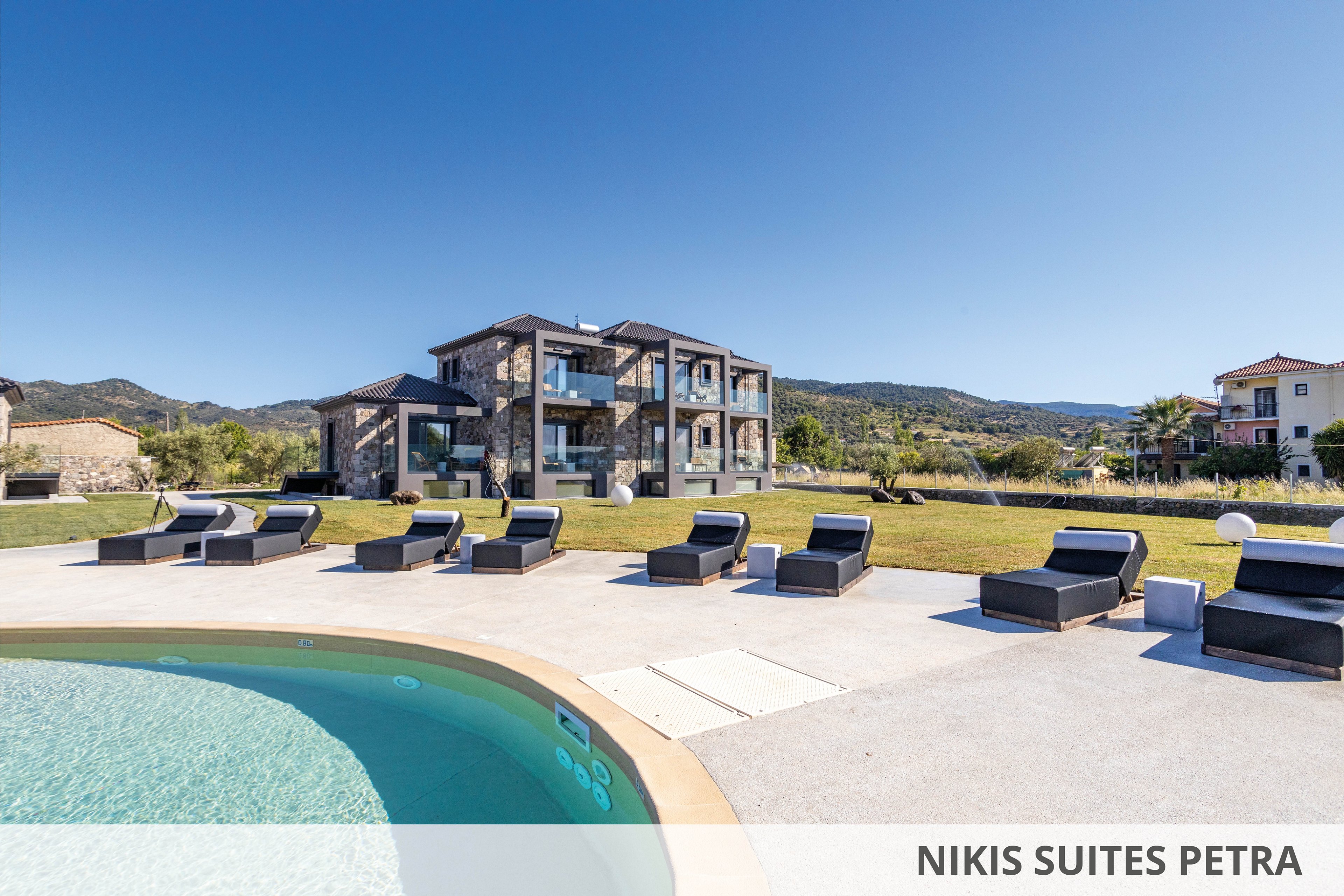 Nikis Seafront Studios