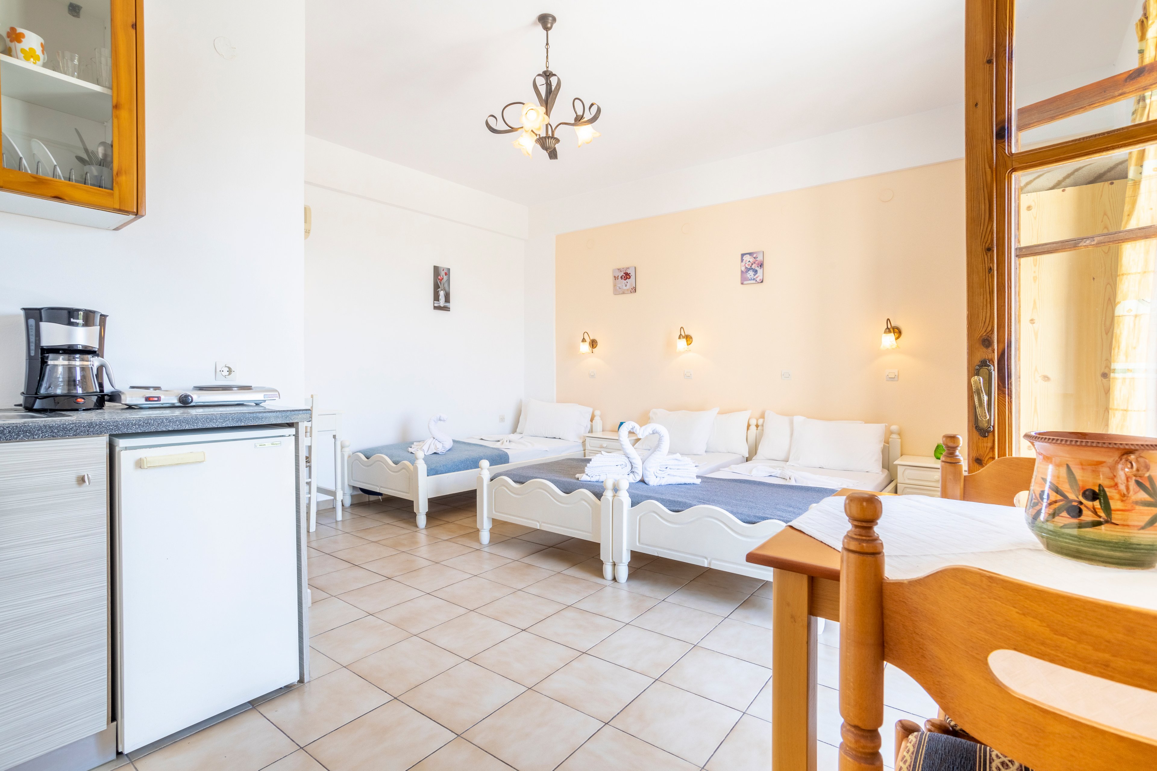 Marianthi Paradise Studios