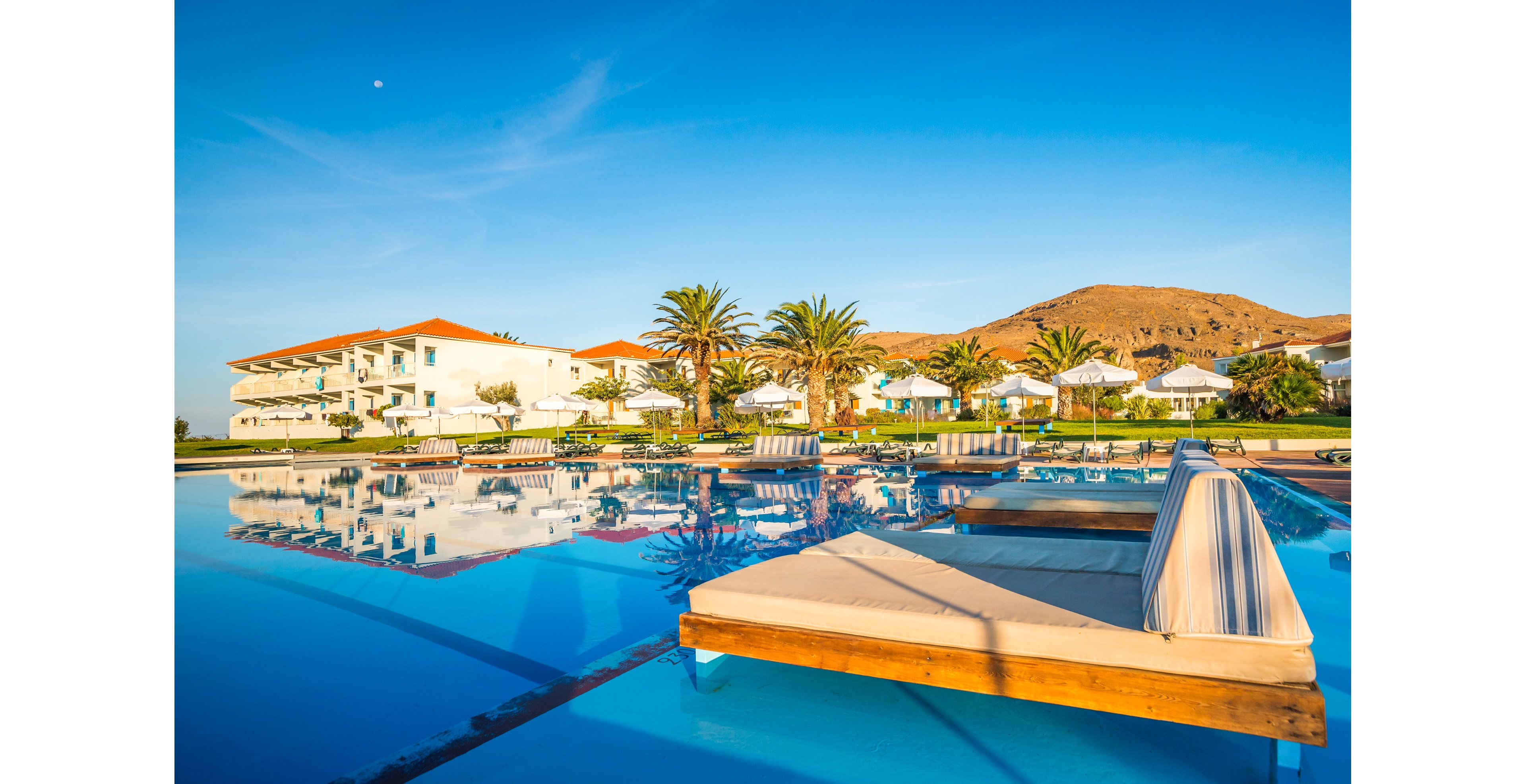 Aeolian Village Hotel