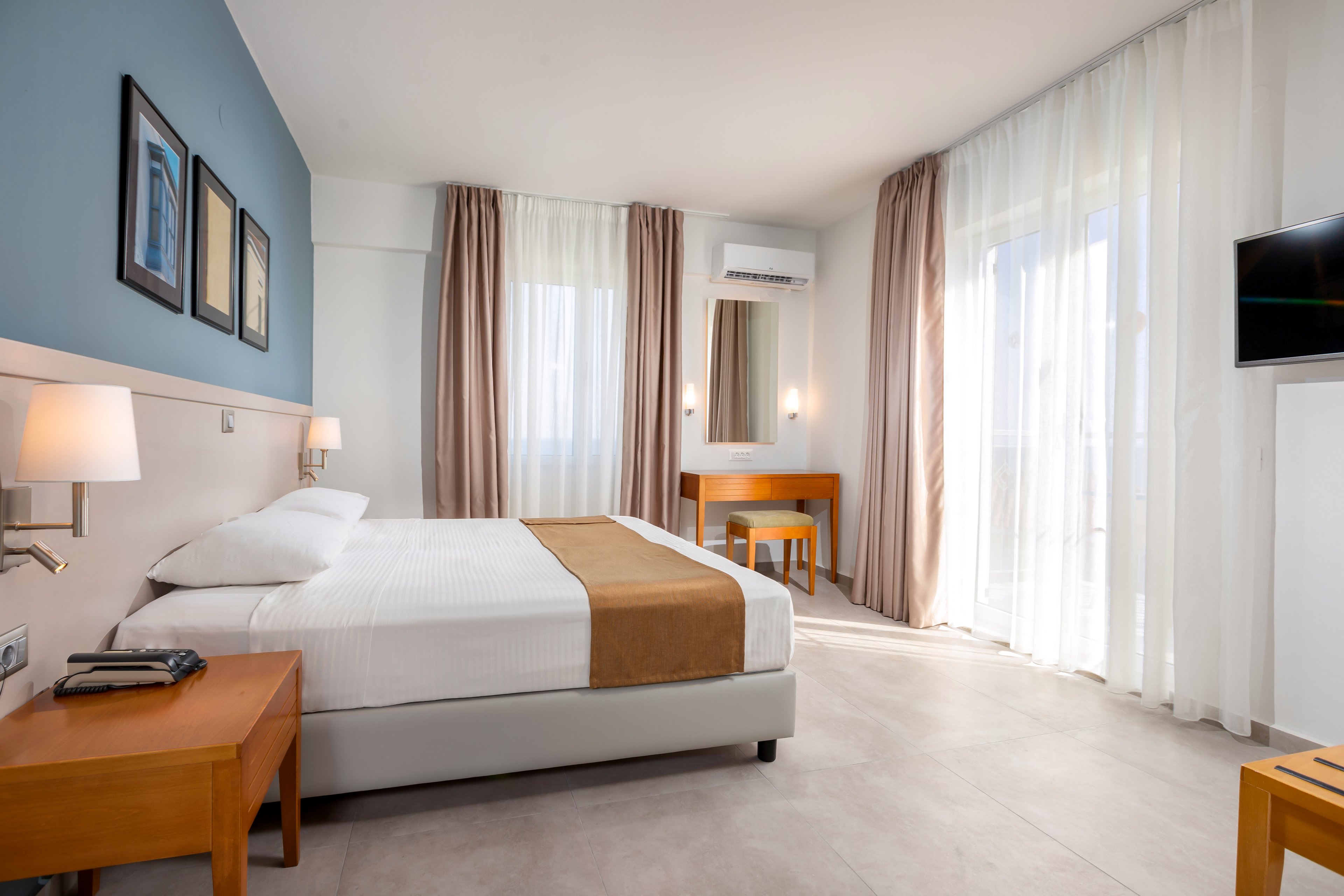 Aeolian Village Hotel