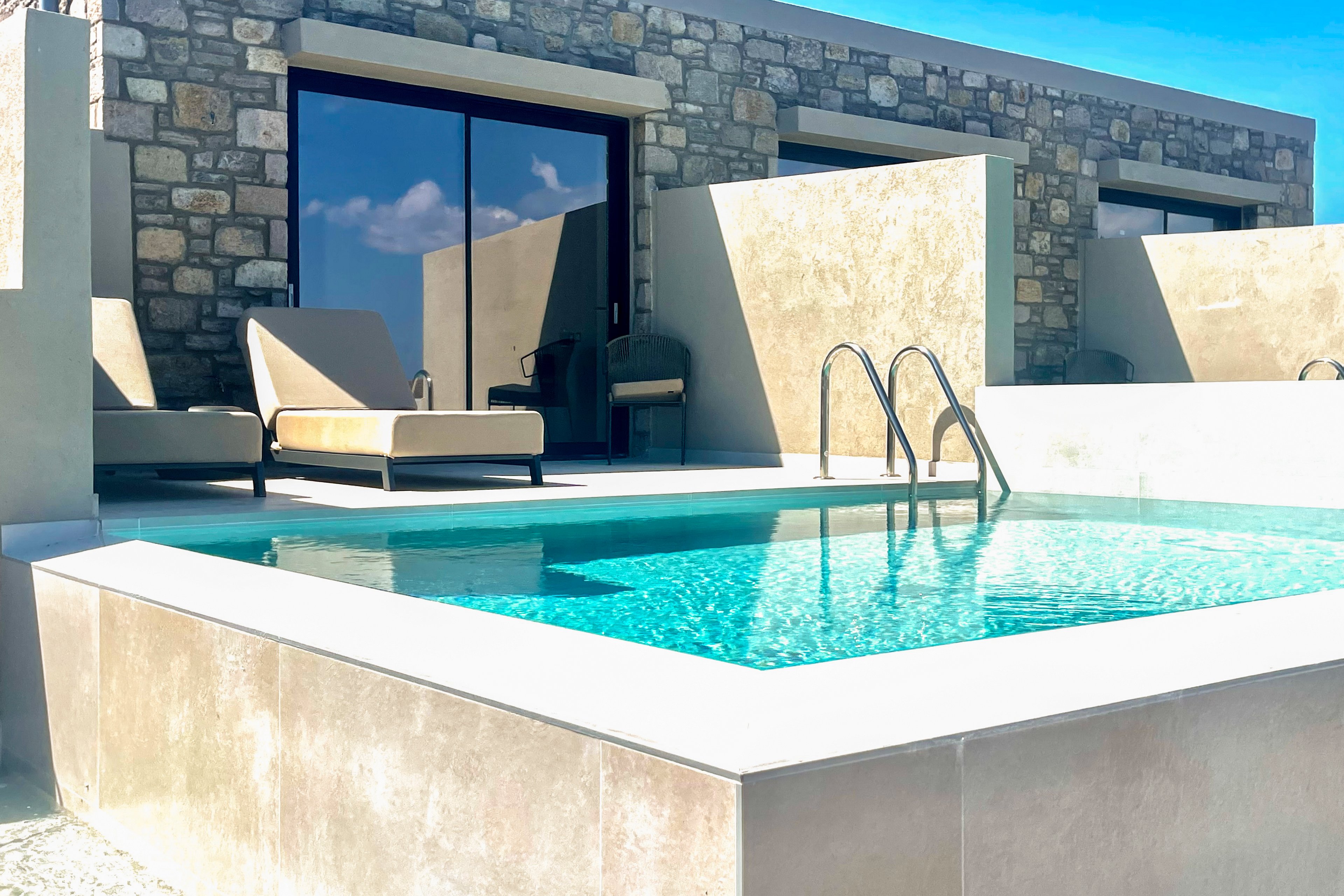 Eleia Seafront Villas