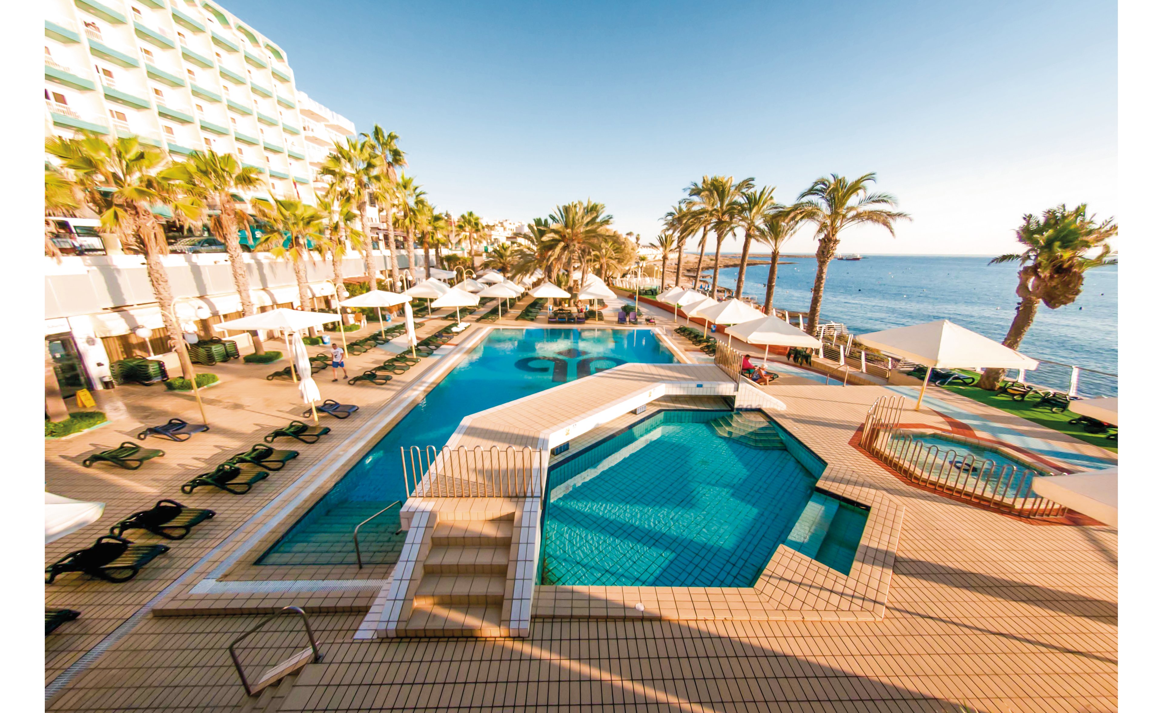 Qawra Palace Resort & Spa