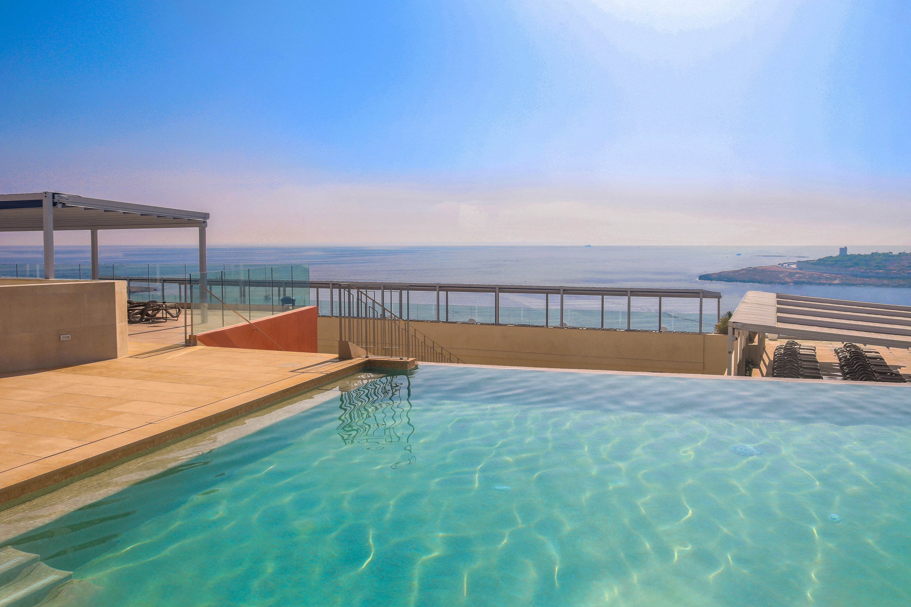 Qawra Palace Resort & Spa