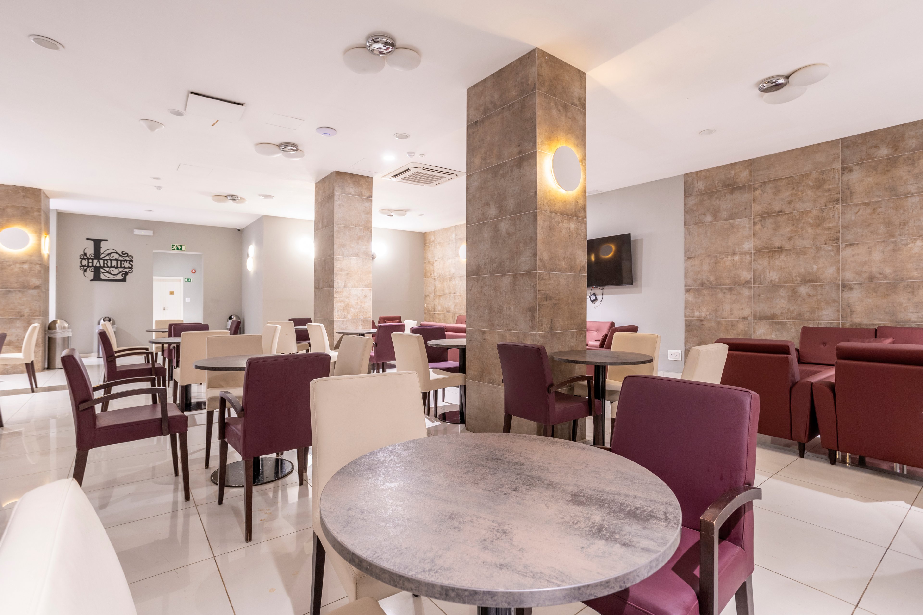 Qawra Palace Resort & Spa