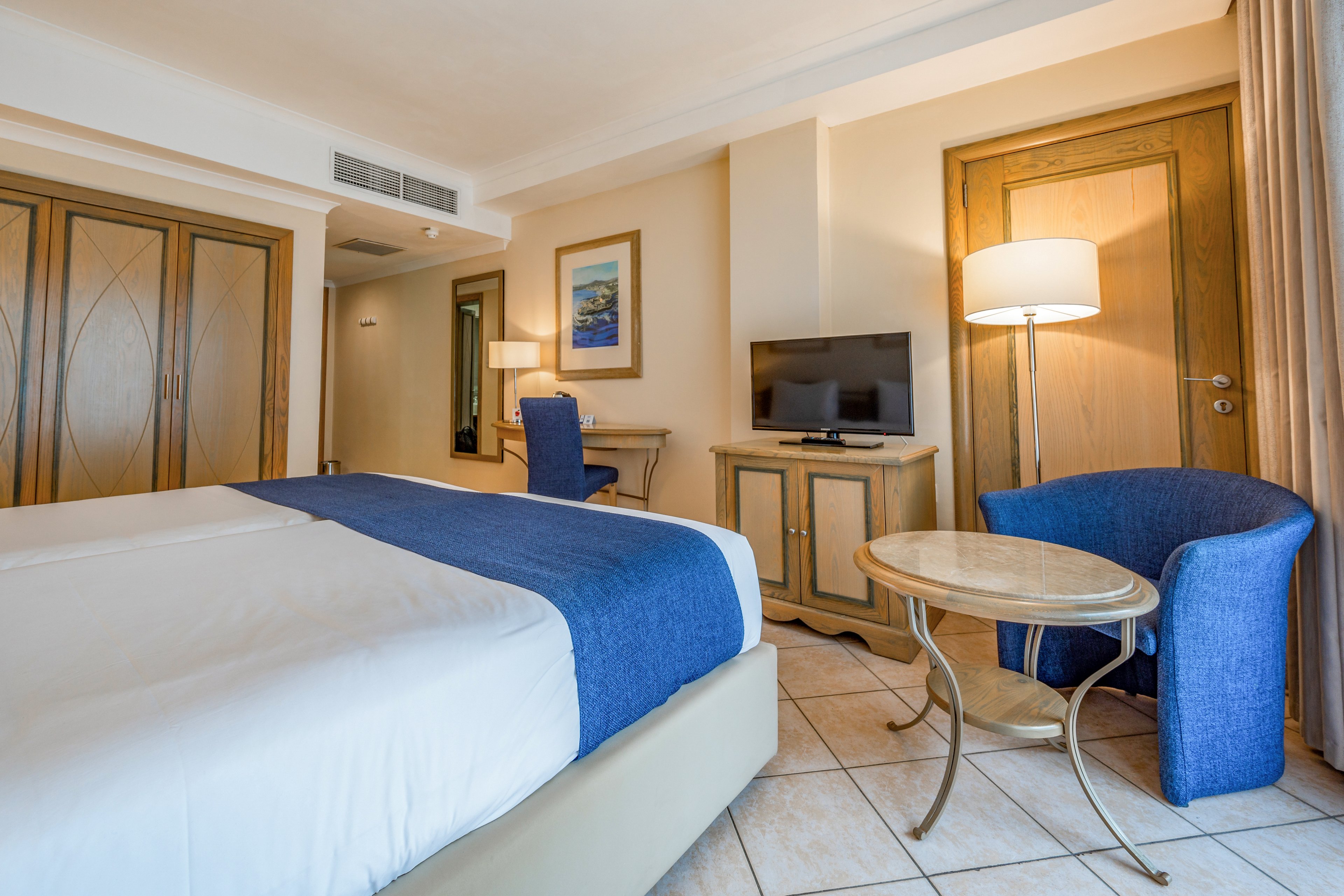 Maritim Antonine Hotel