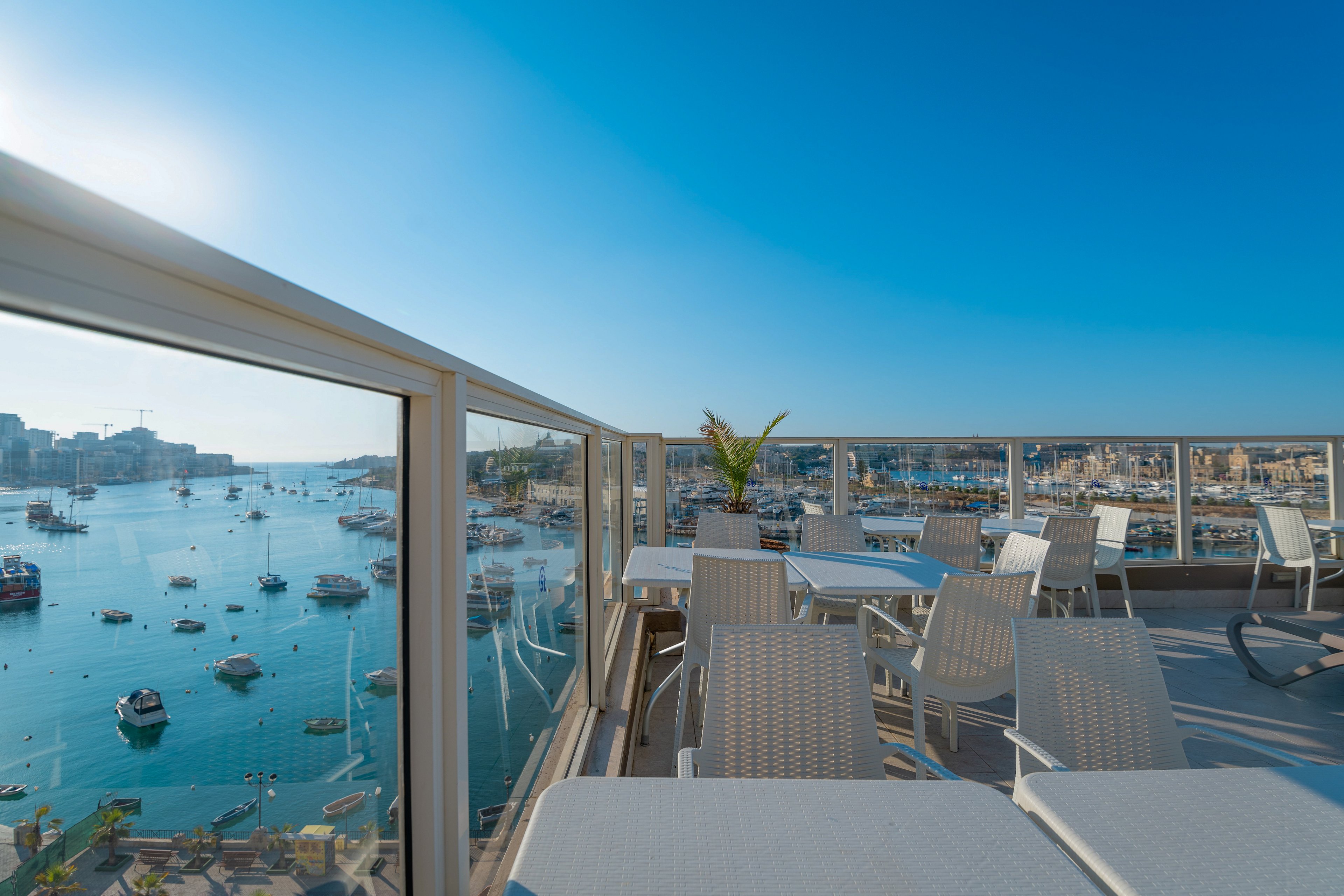 ST Bayview Hotel & Spa