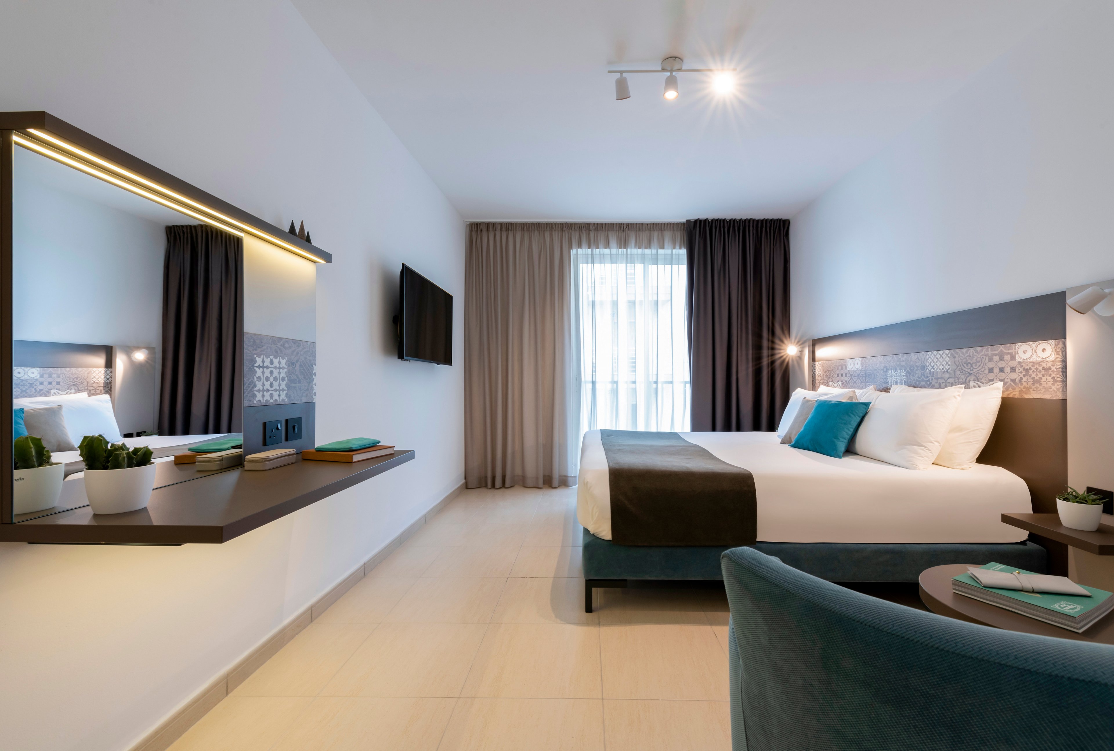 ST Bayview Hotel & Spa