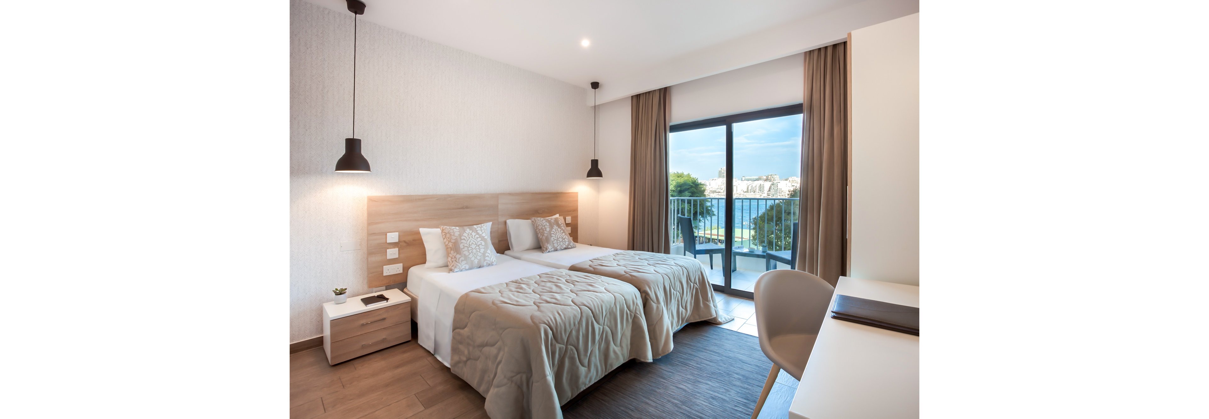 The Plaza and Plaza Regency Hotel and Apartments