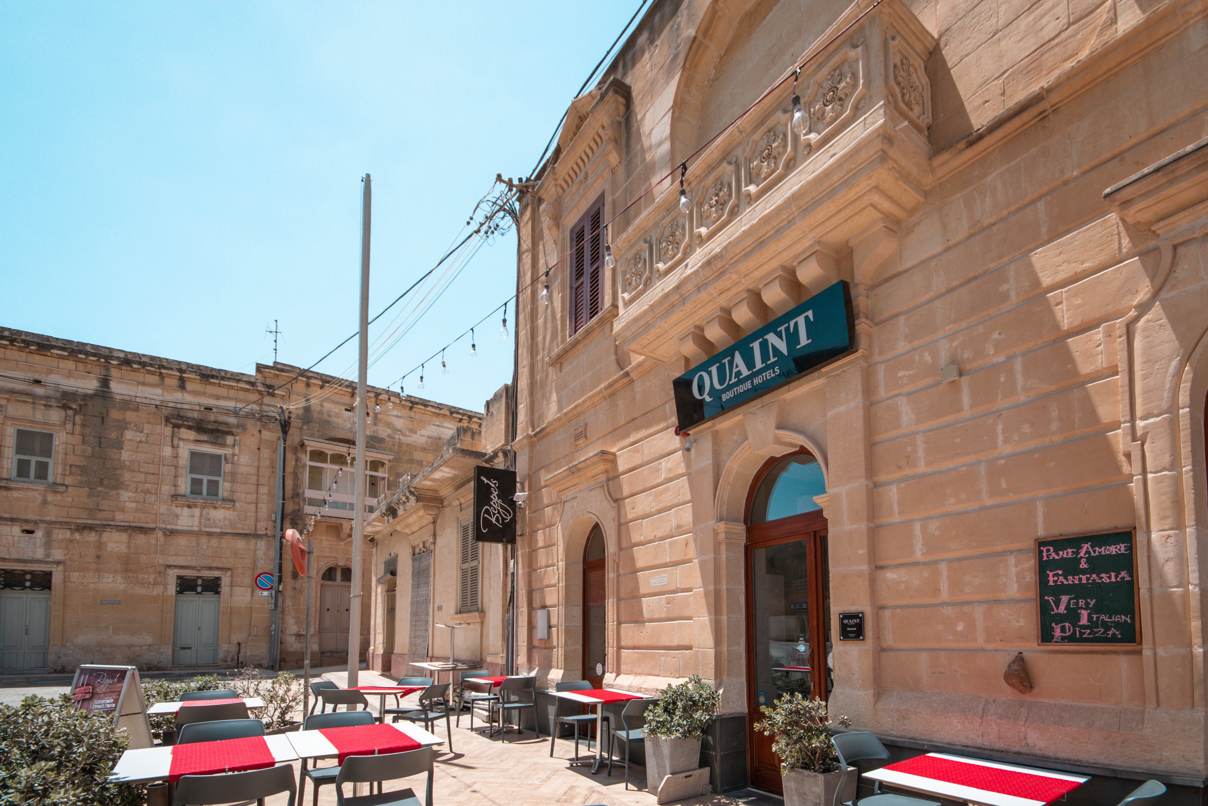 Quaint Boutique Hotel Sannat.