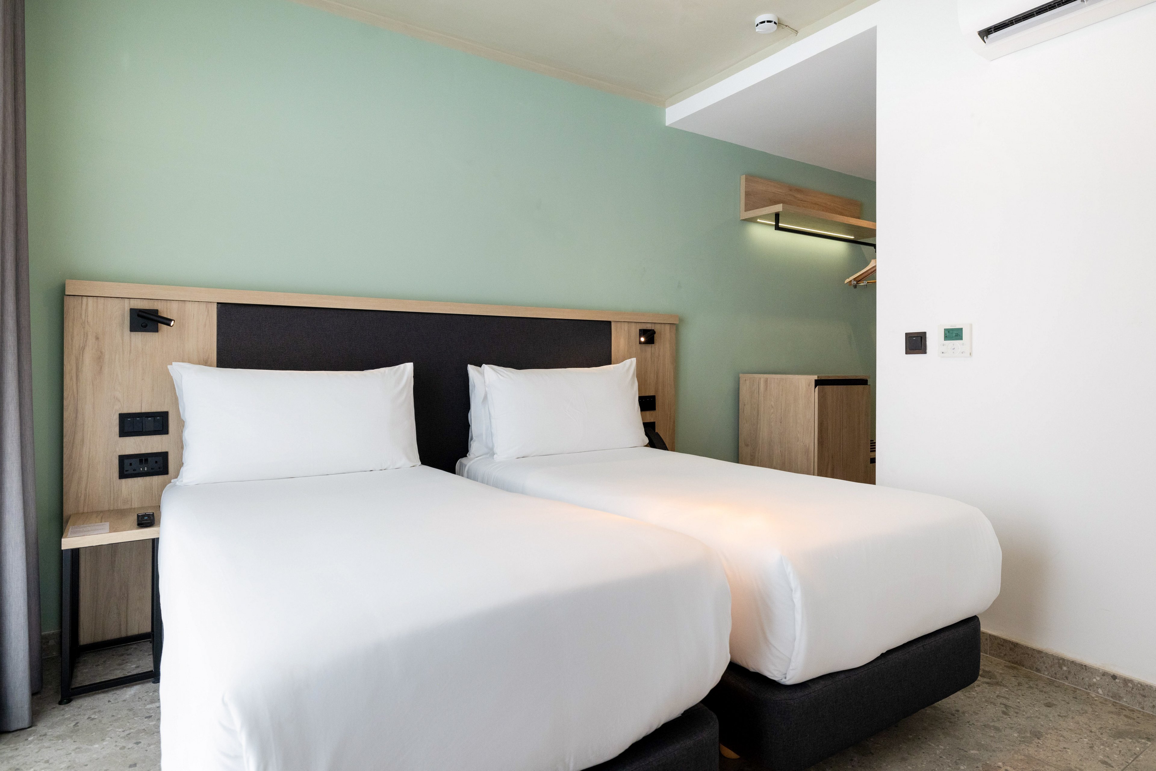 Hotel Levante St Julian's Affiliated by Melia