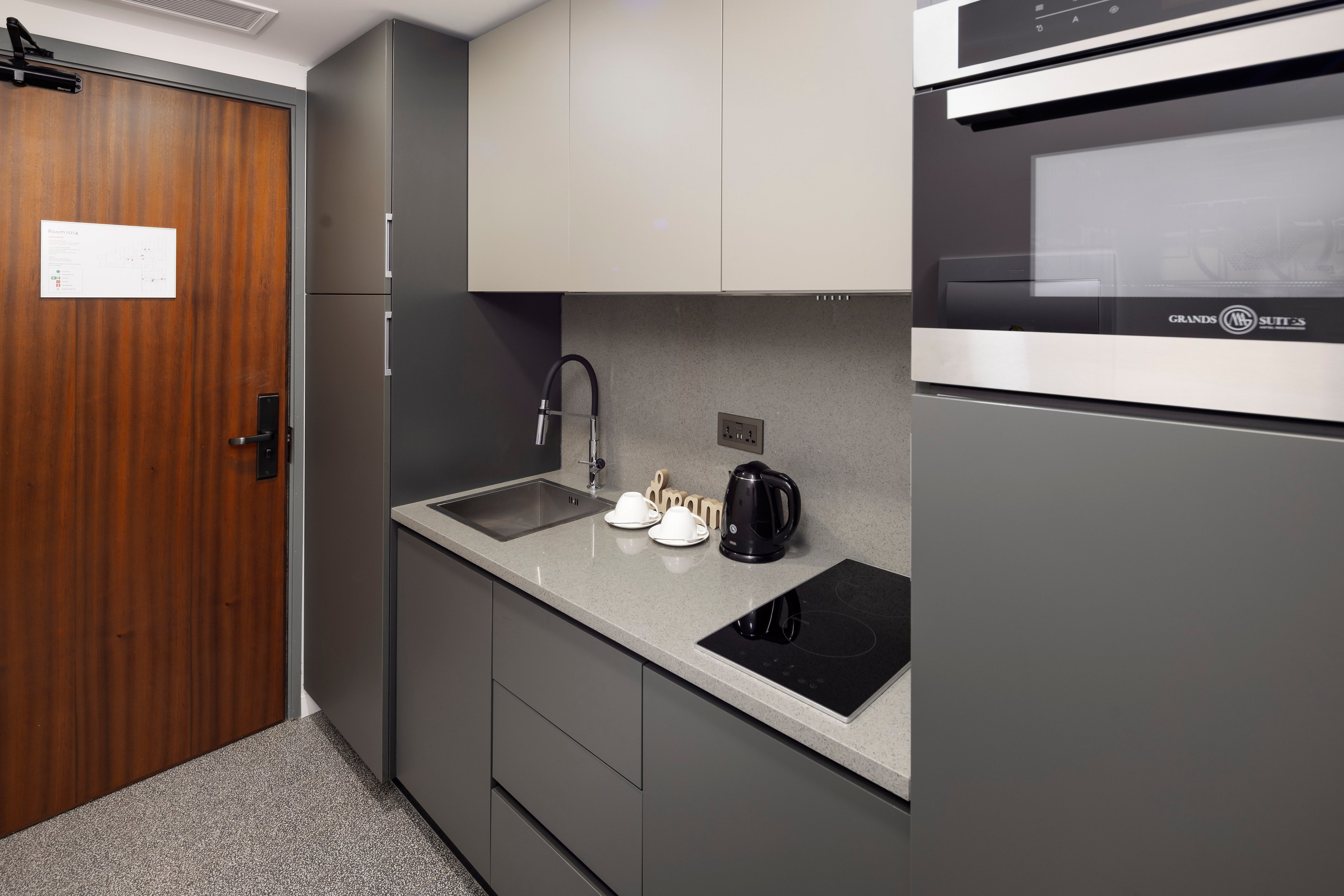 Grands Suites Hotel Residences & Spa