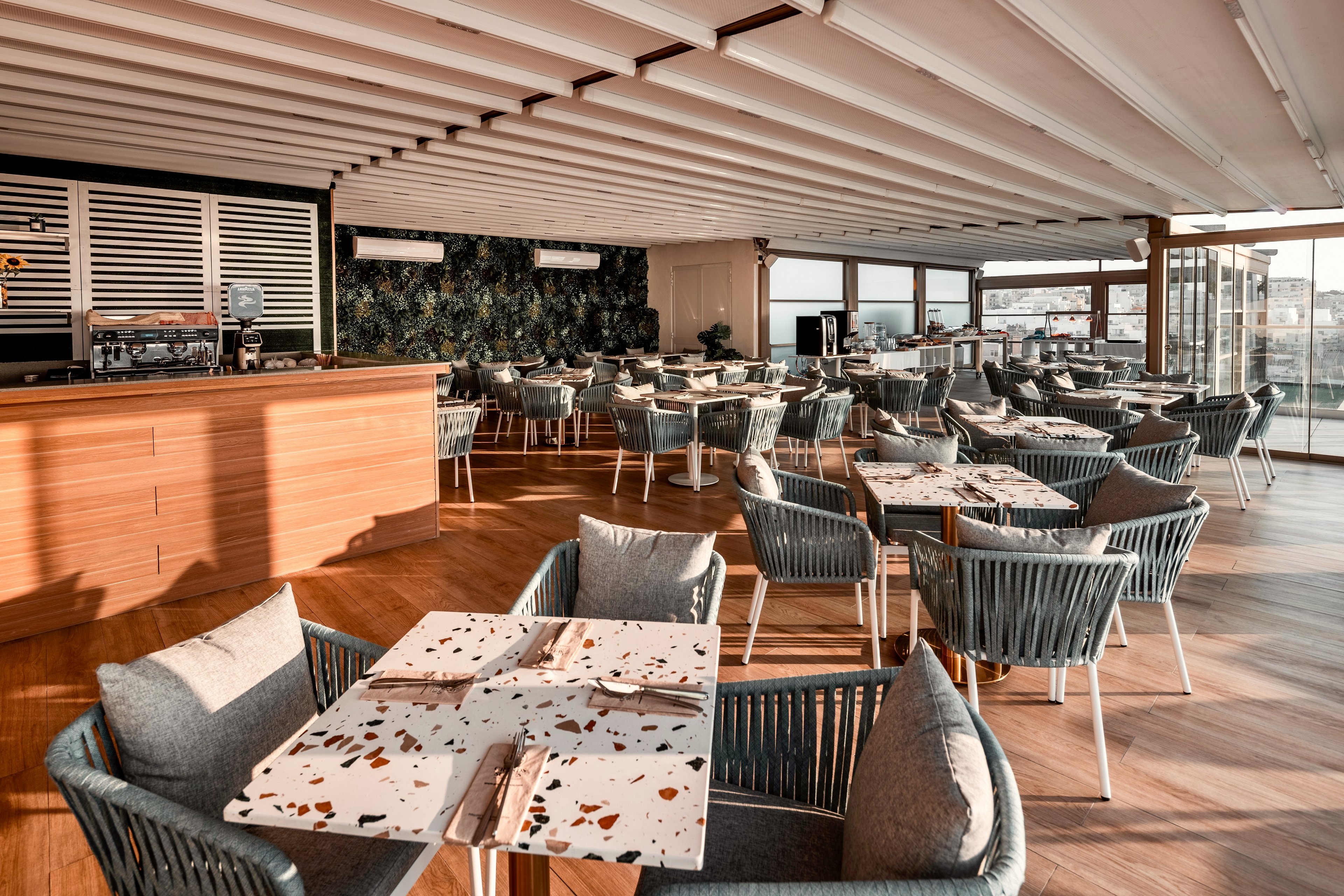 Grands Suites Hotel Residences & Spa