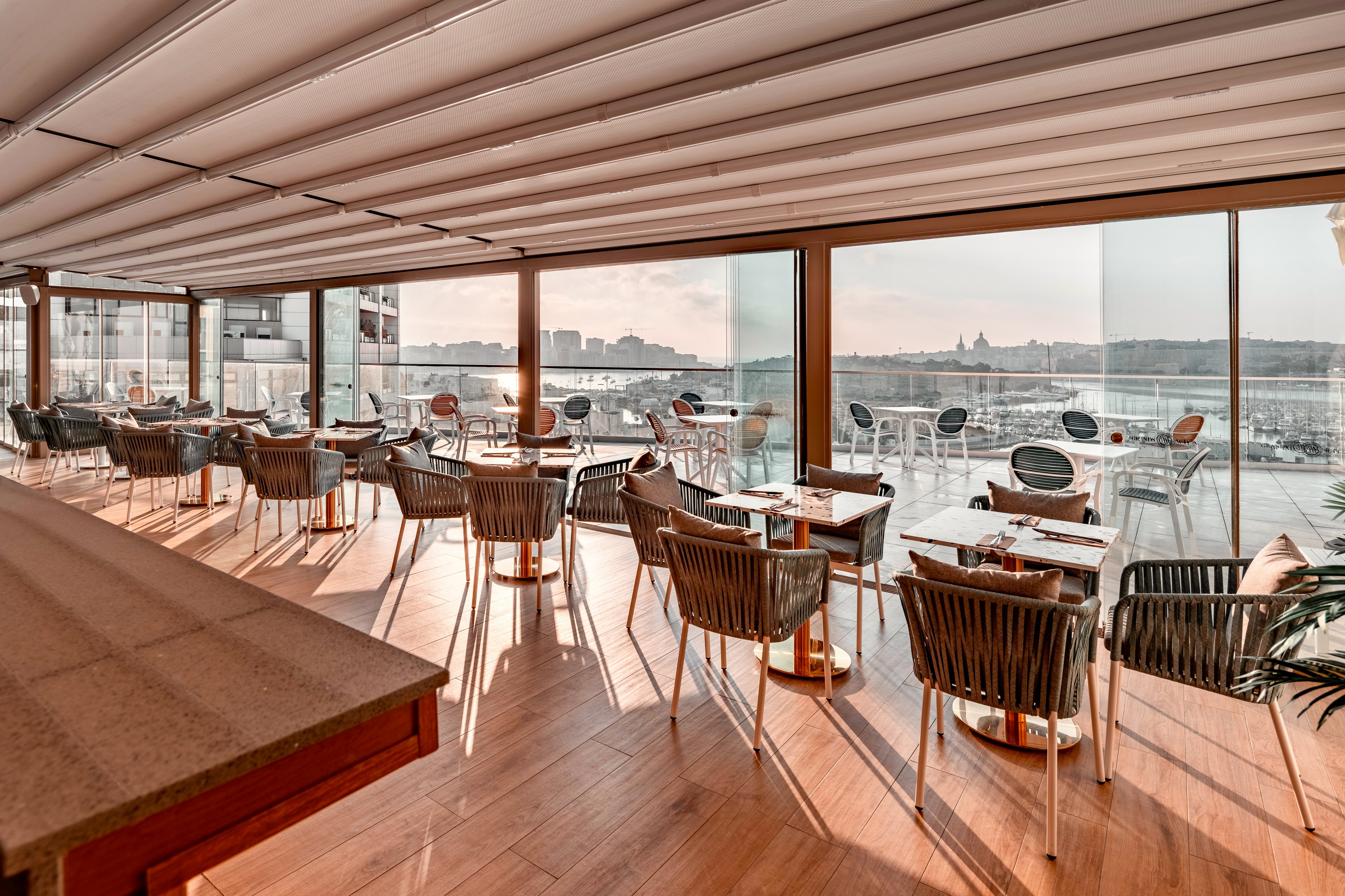 Grands Suites Hotel Residences & Spa