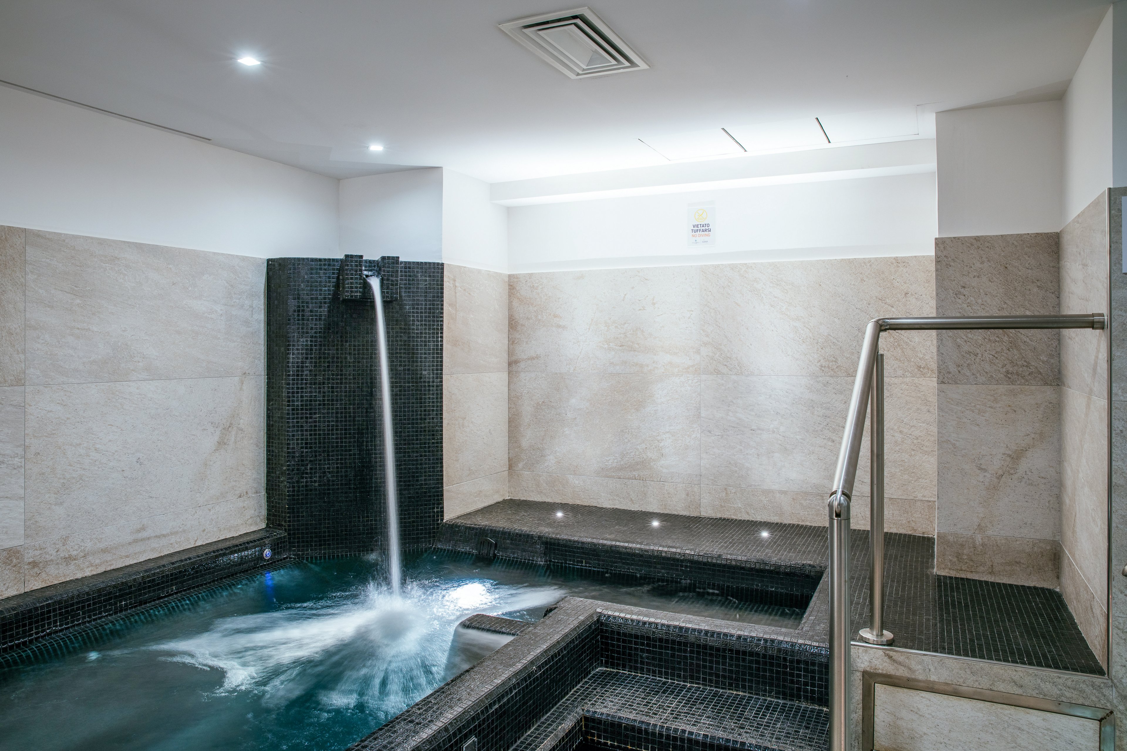 Villa Fiorella Art Hotel