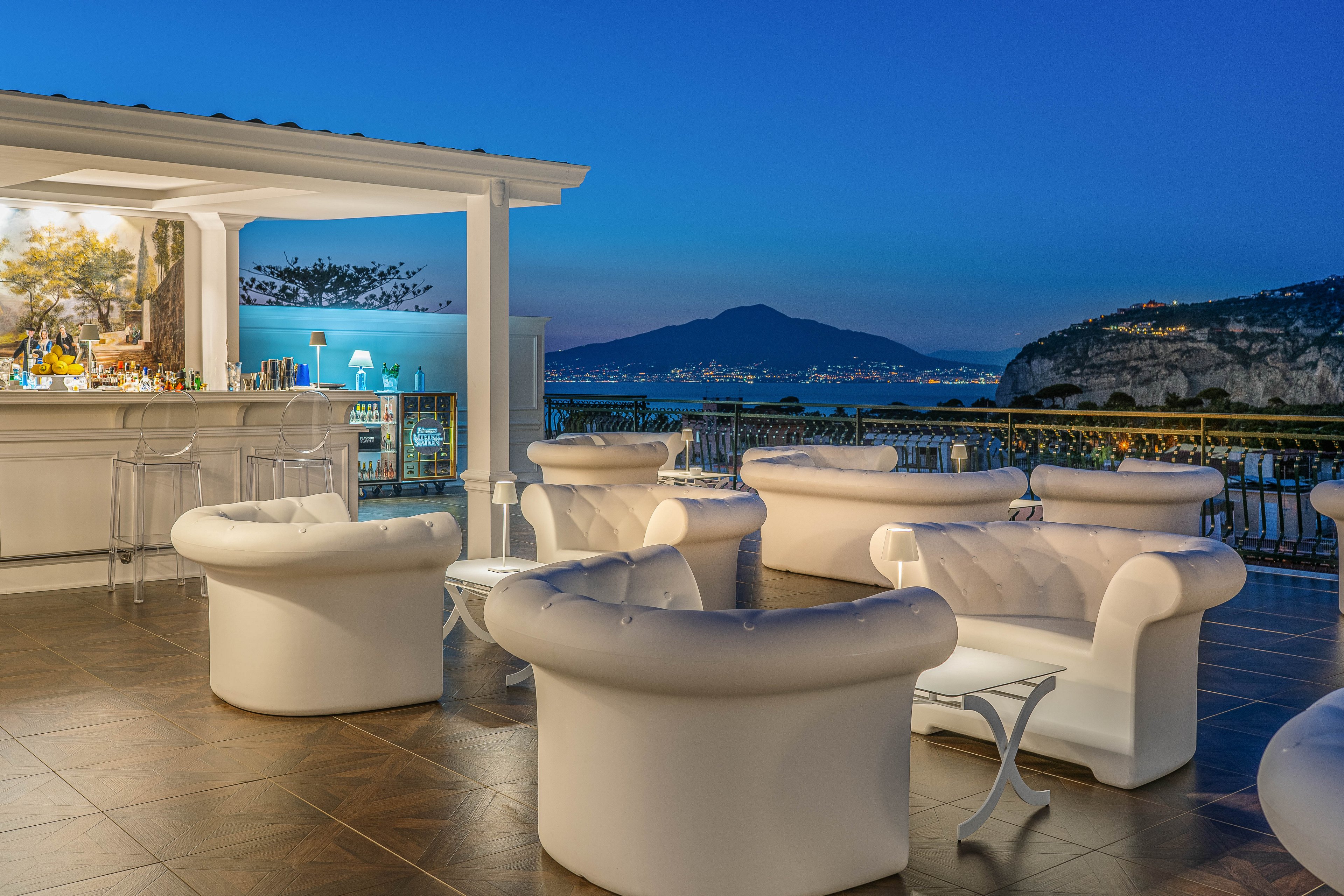 Majestic Palace Hotel.