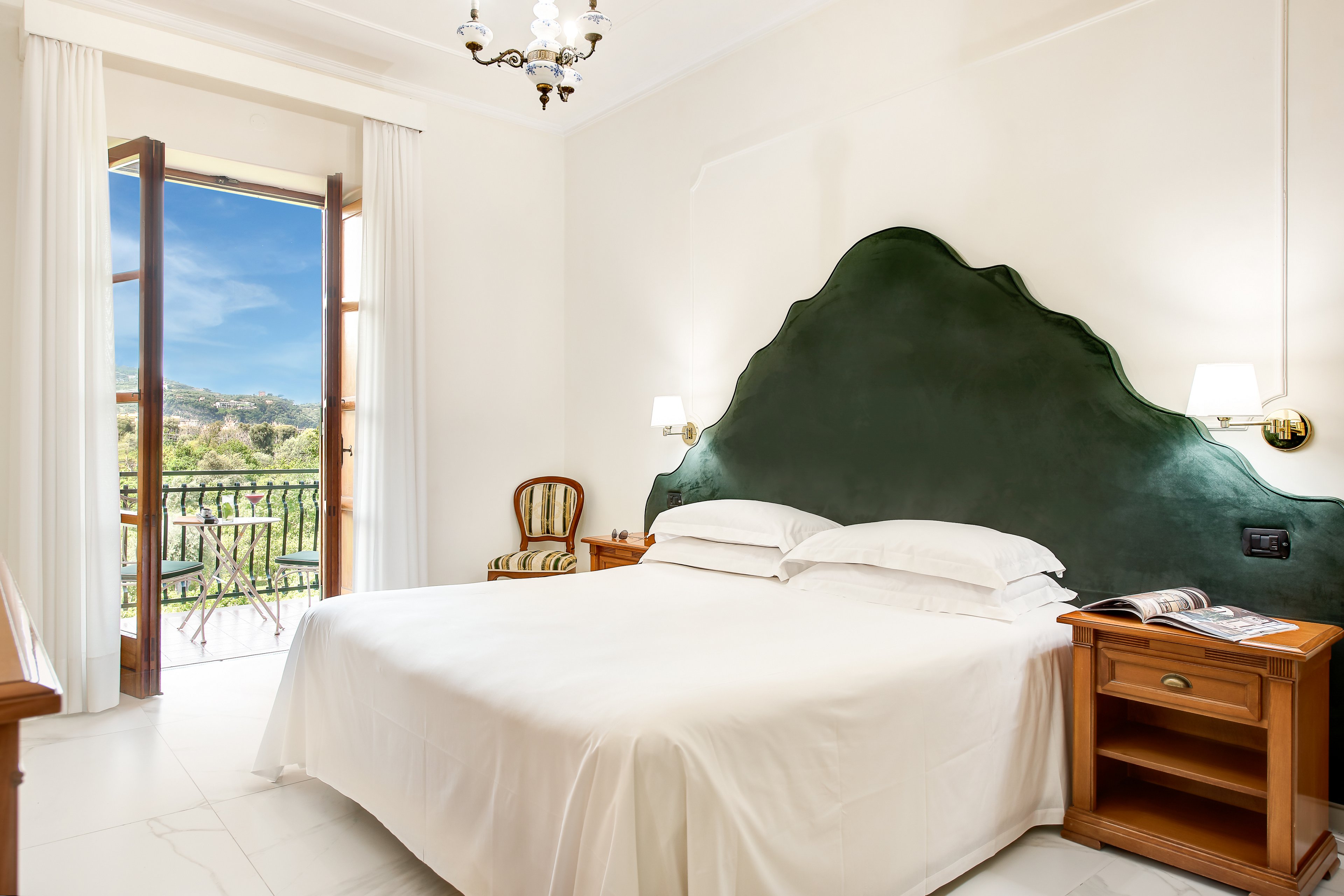 Majestic Palace Hotel.