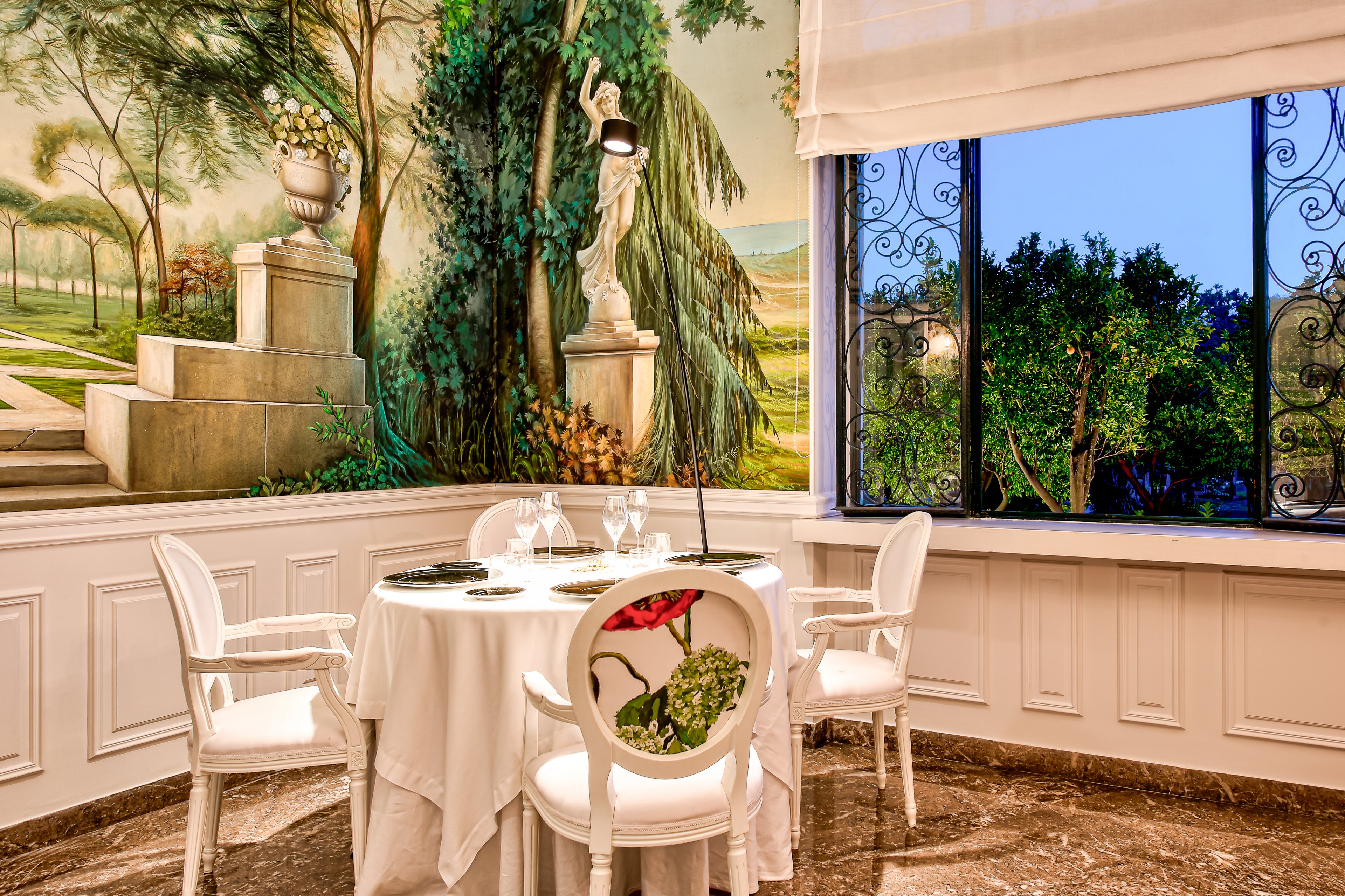 Majestic Palace Hotel.