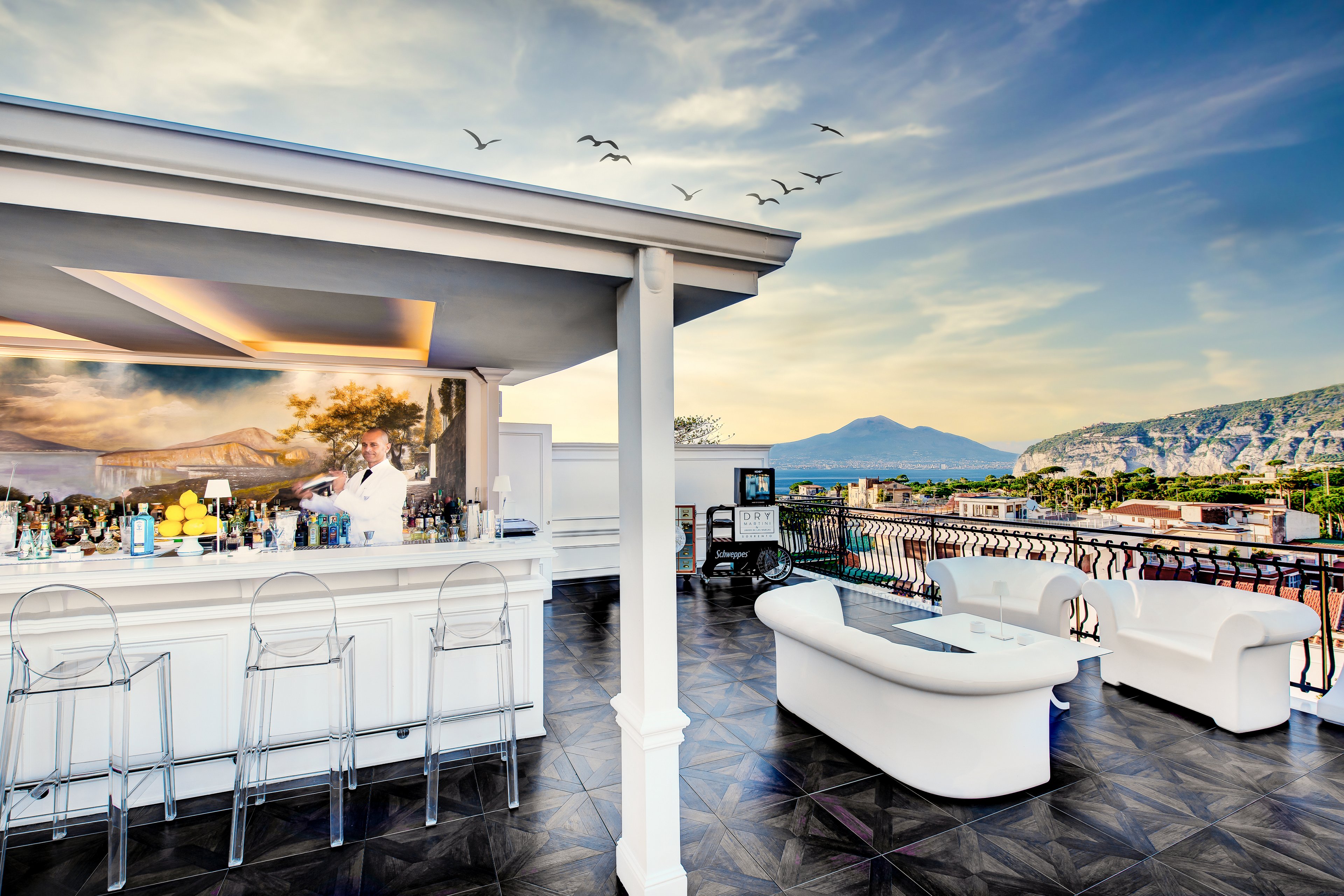 Majestic Palace Hotel.