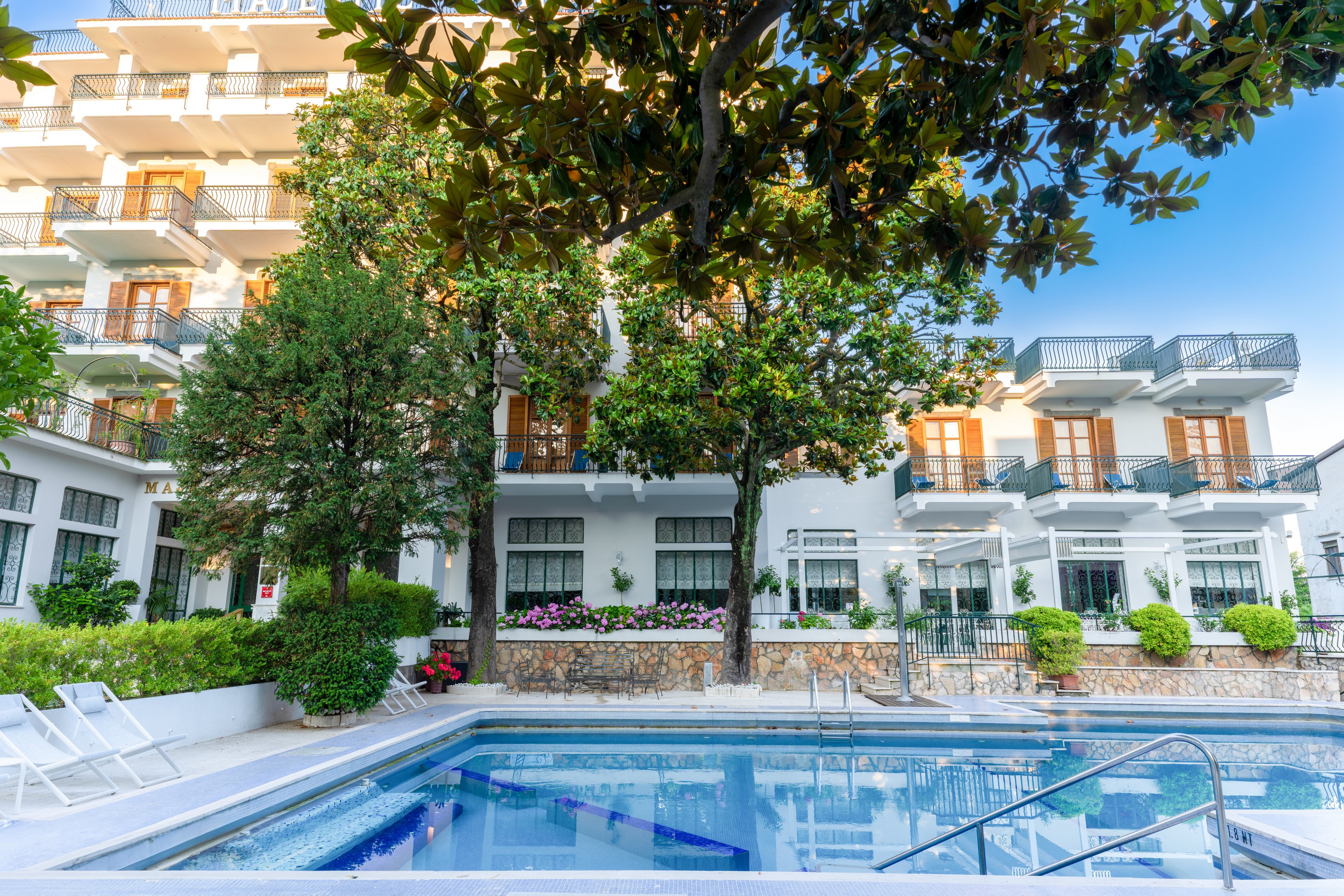 Majestic Palace Hotel.