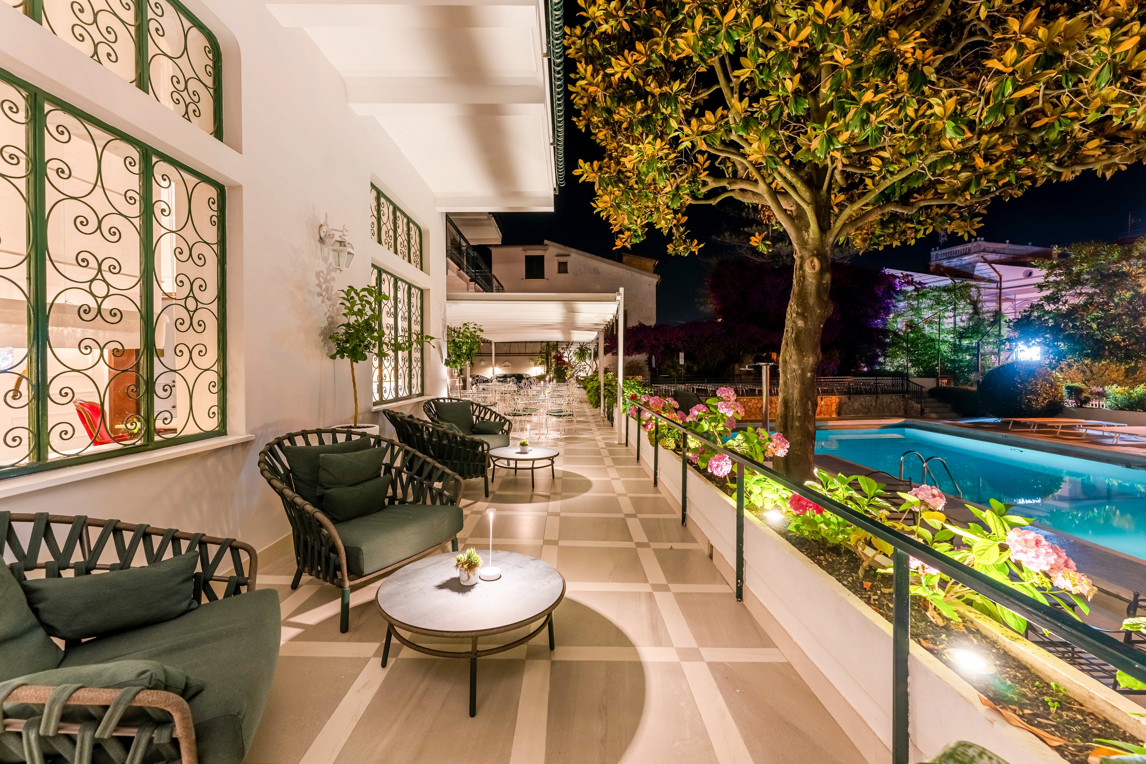 Majestic Palace Hotel.