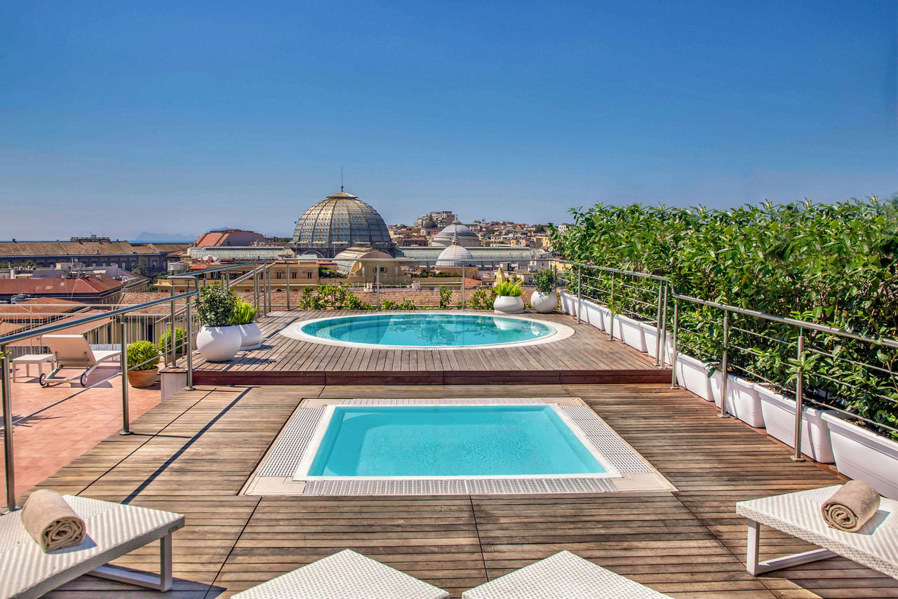 Renaissance Naples Hotel Mediterraneo