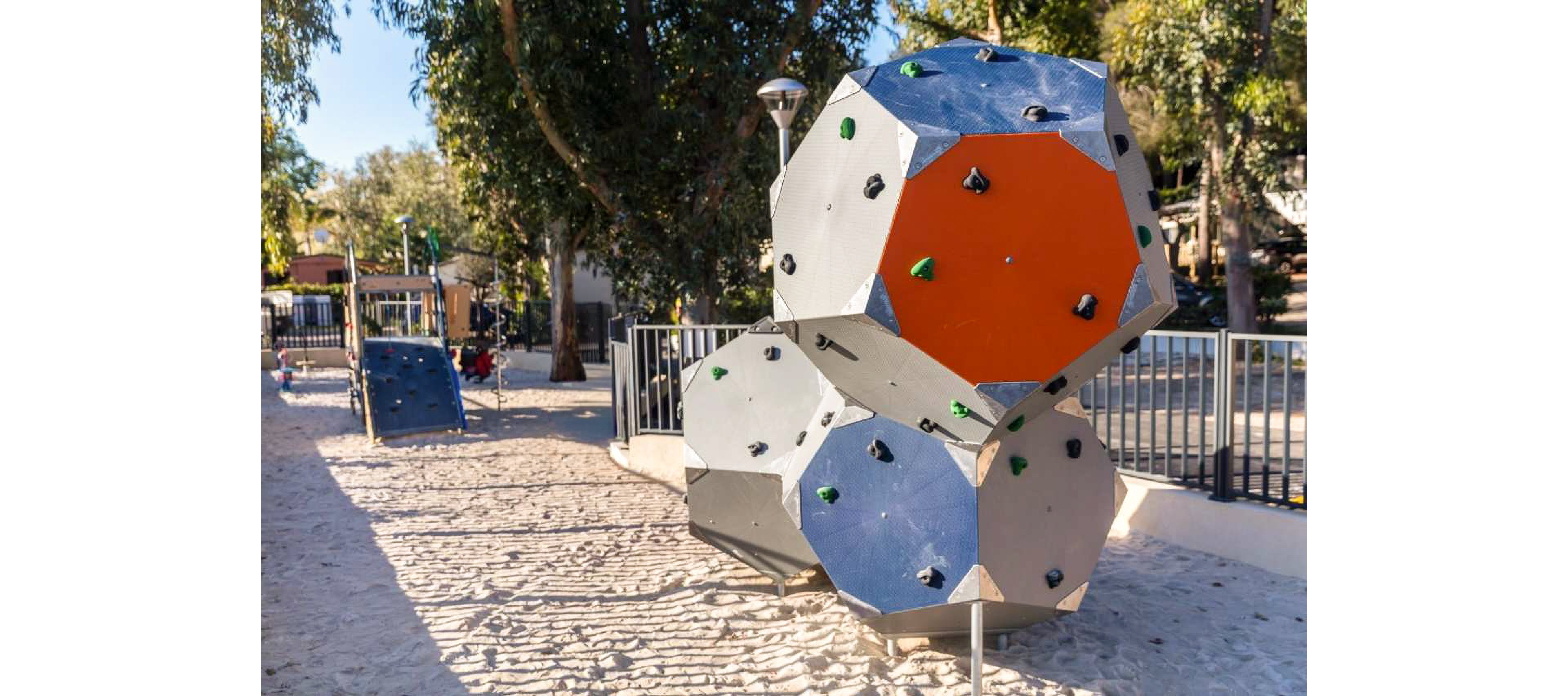 La Presqu'ile de St-Mandrier - EUROCAMP