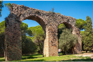 Roman Aqueduct of Fréjus