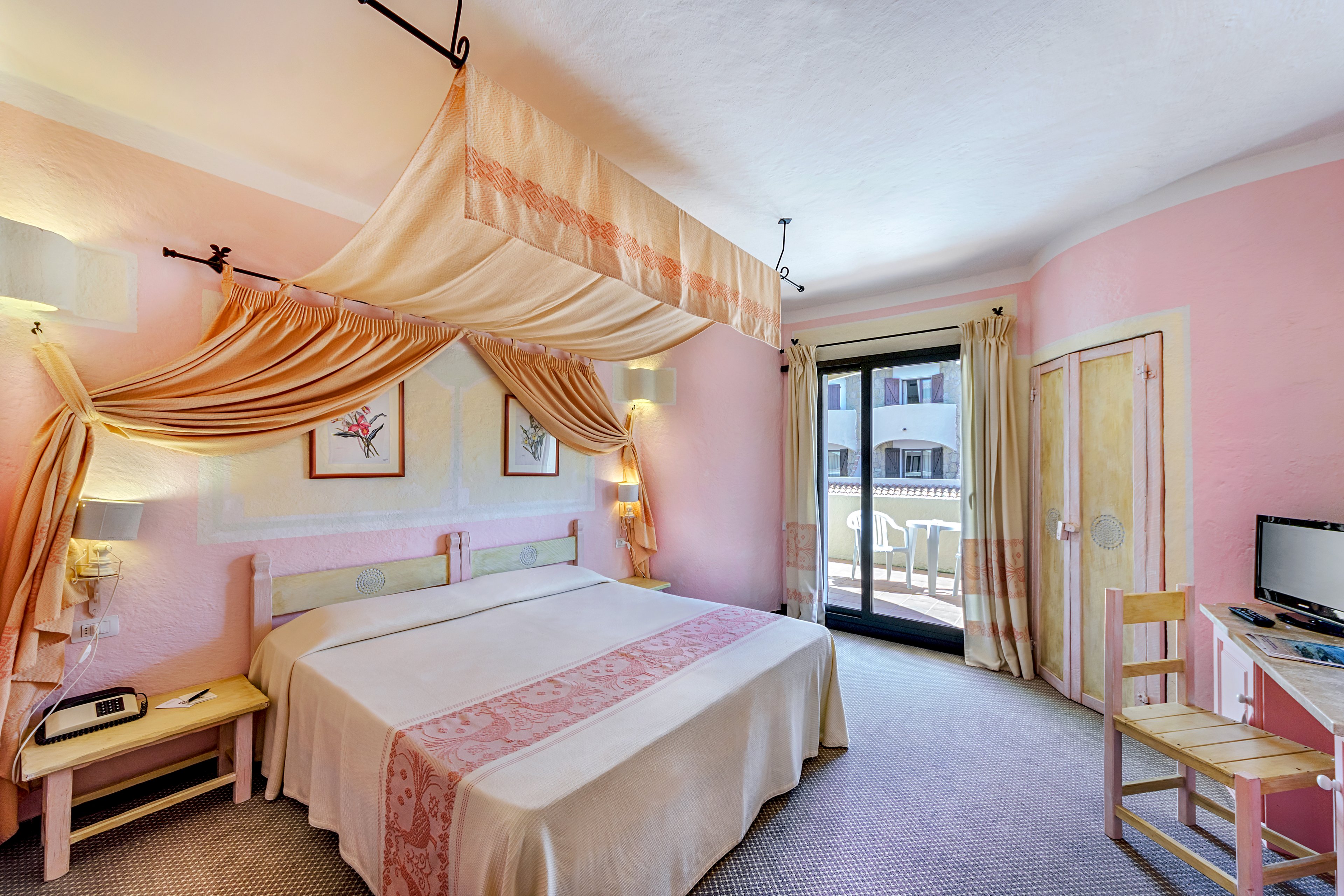 Grand Hotel Smeraldo Beach