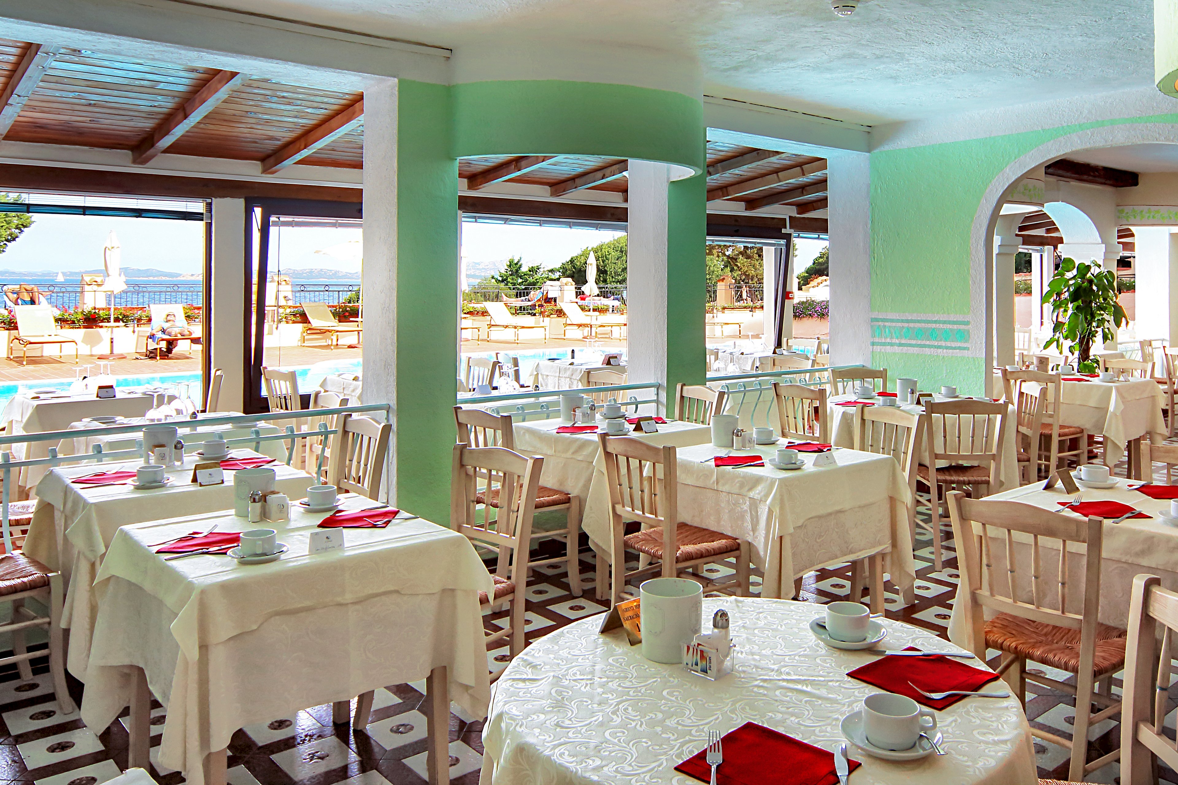 Grand Hotel Smeraldo Beach