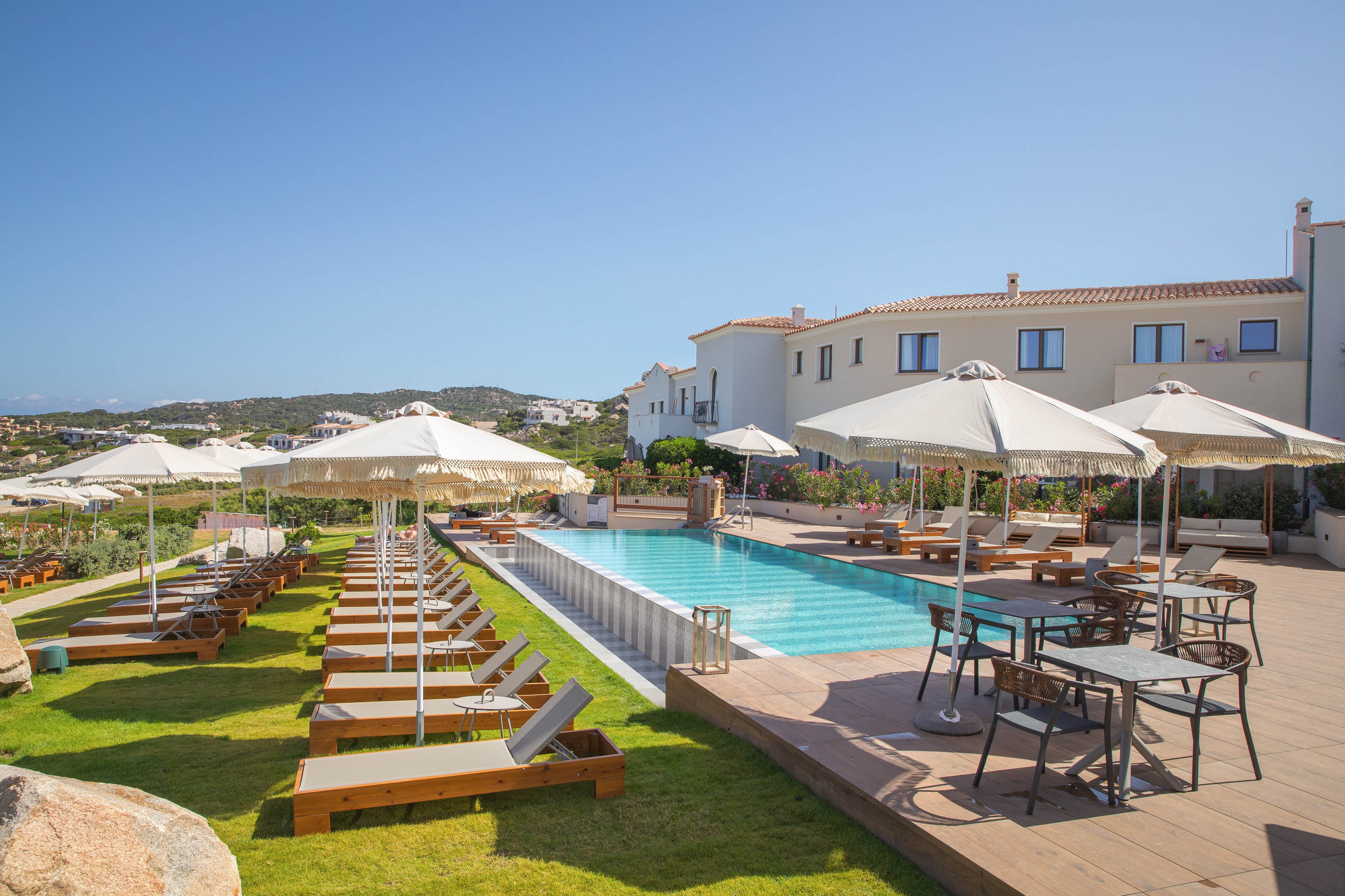 Mangia's Santa Teresa Curio Collection By Hilton