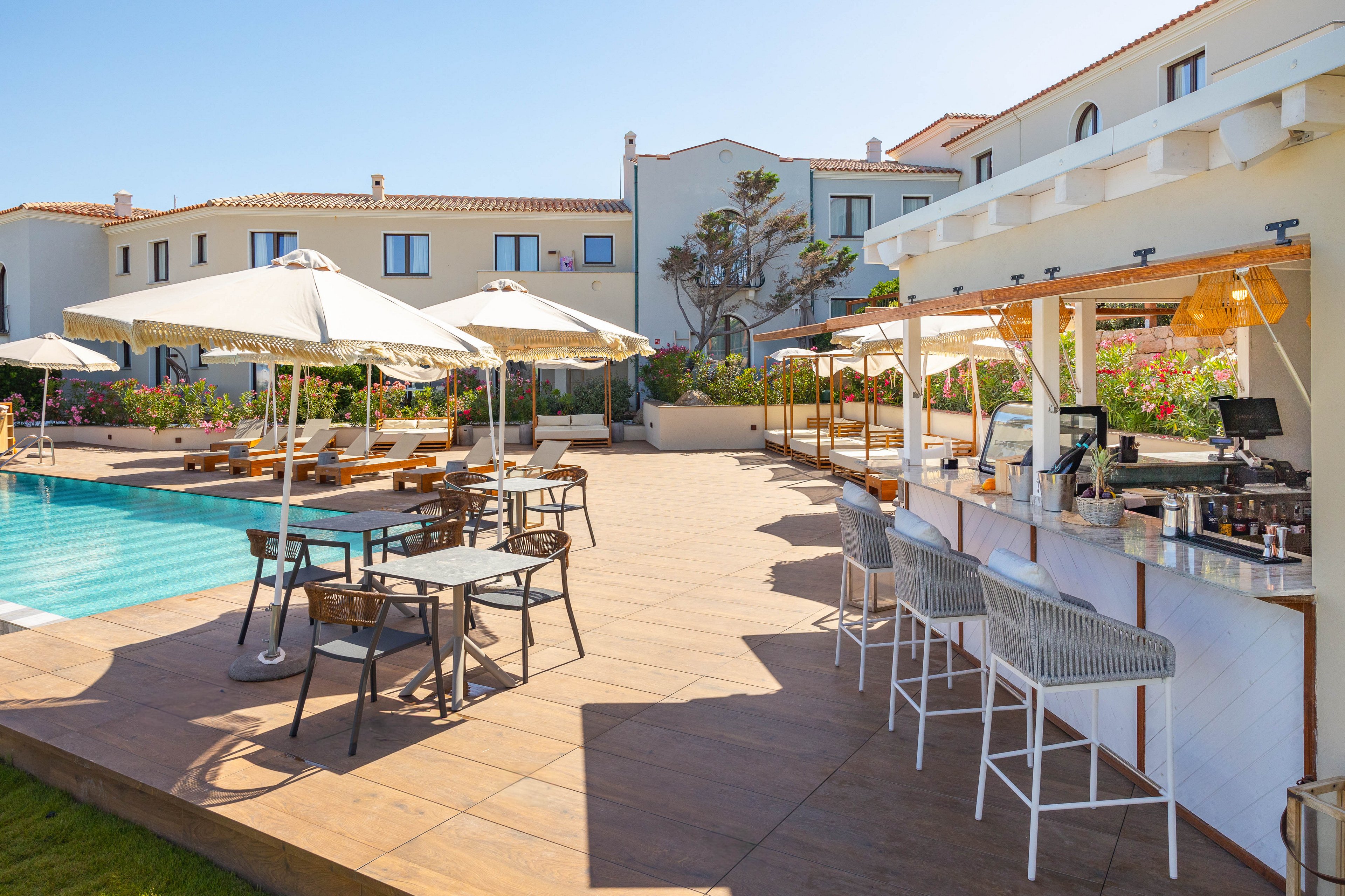 Mangia's Santa Teresa Curio Collection By Hilton