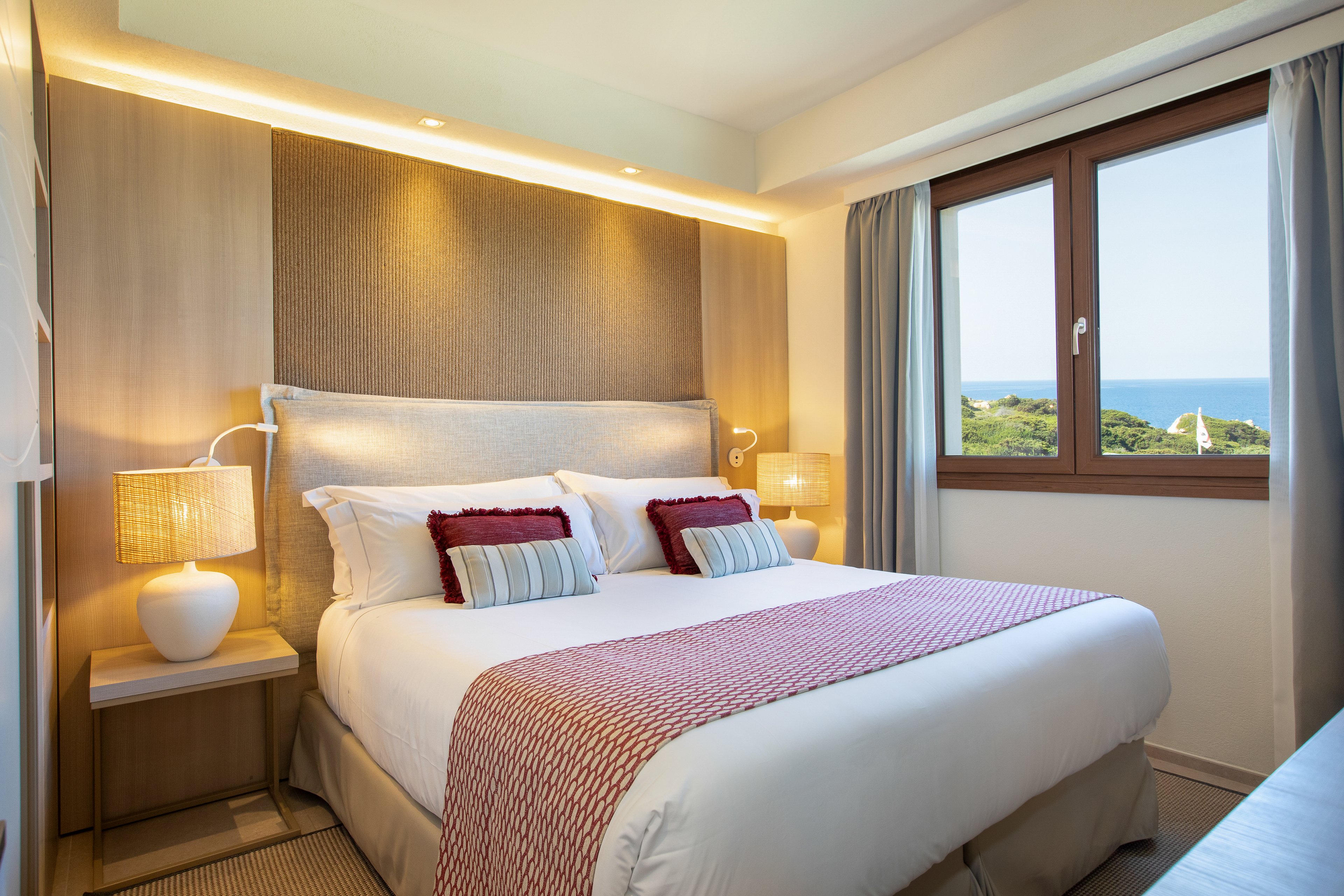 Mangia's Santa Teresa Curio Collection By Hilton