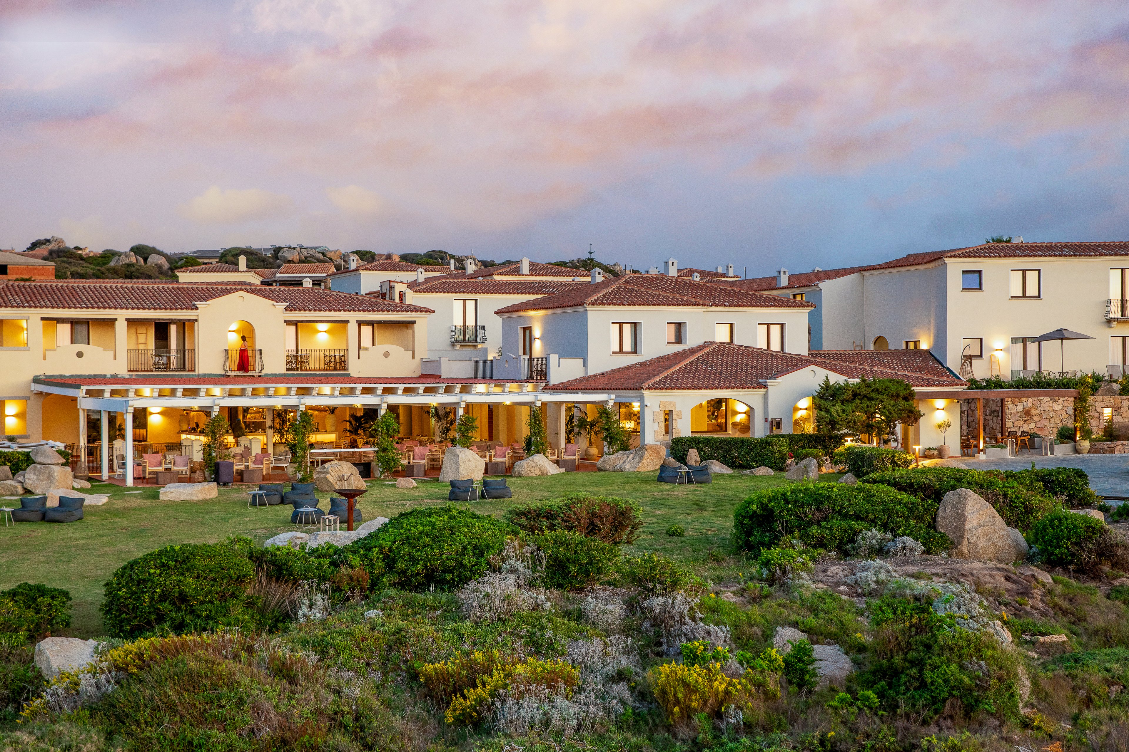 Mangia's Santa Teresa Curio Collection By Hilton