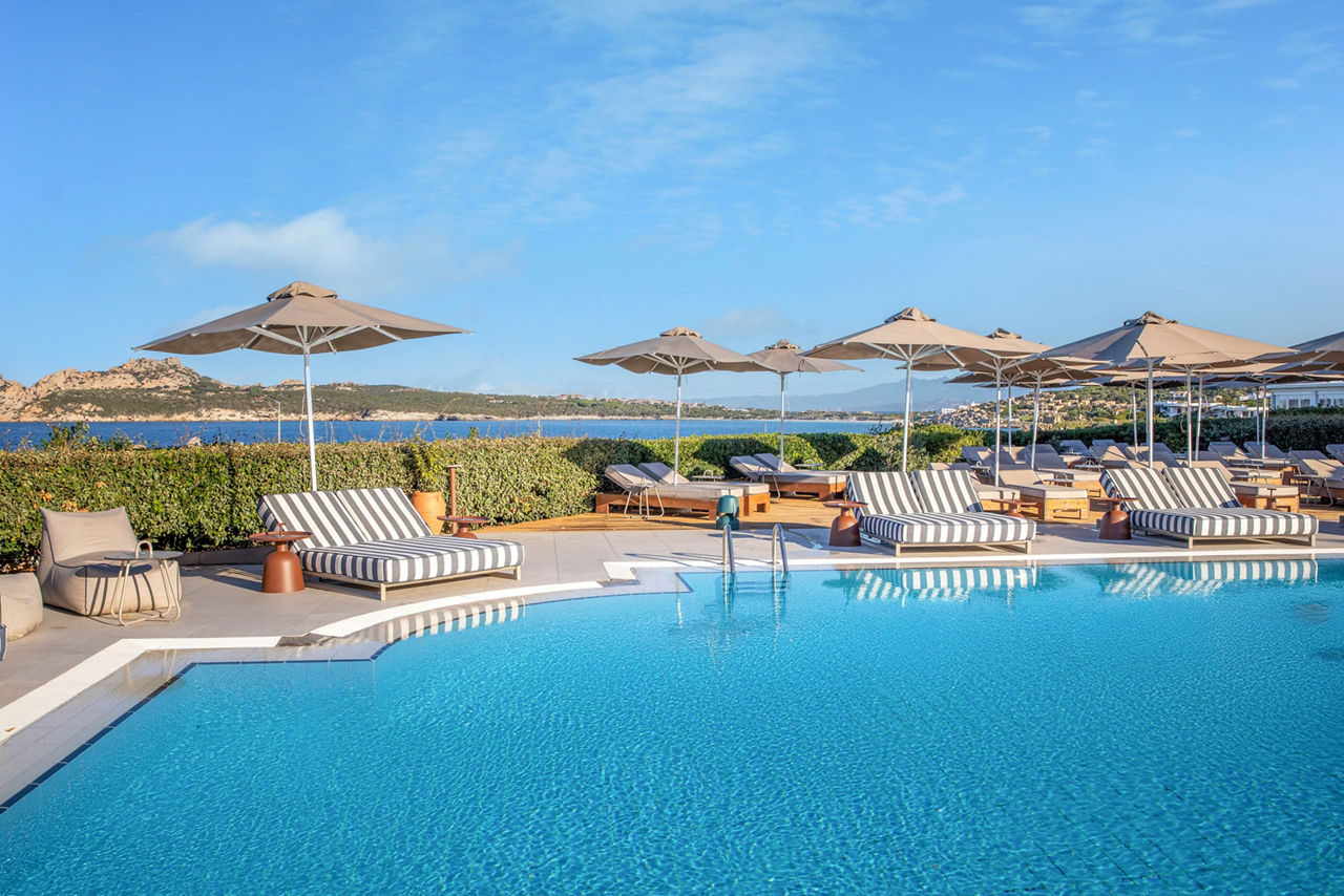 Mangia's Santa Teresa Curio Collection By Hilton