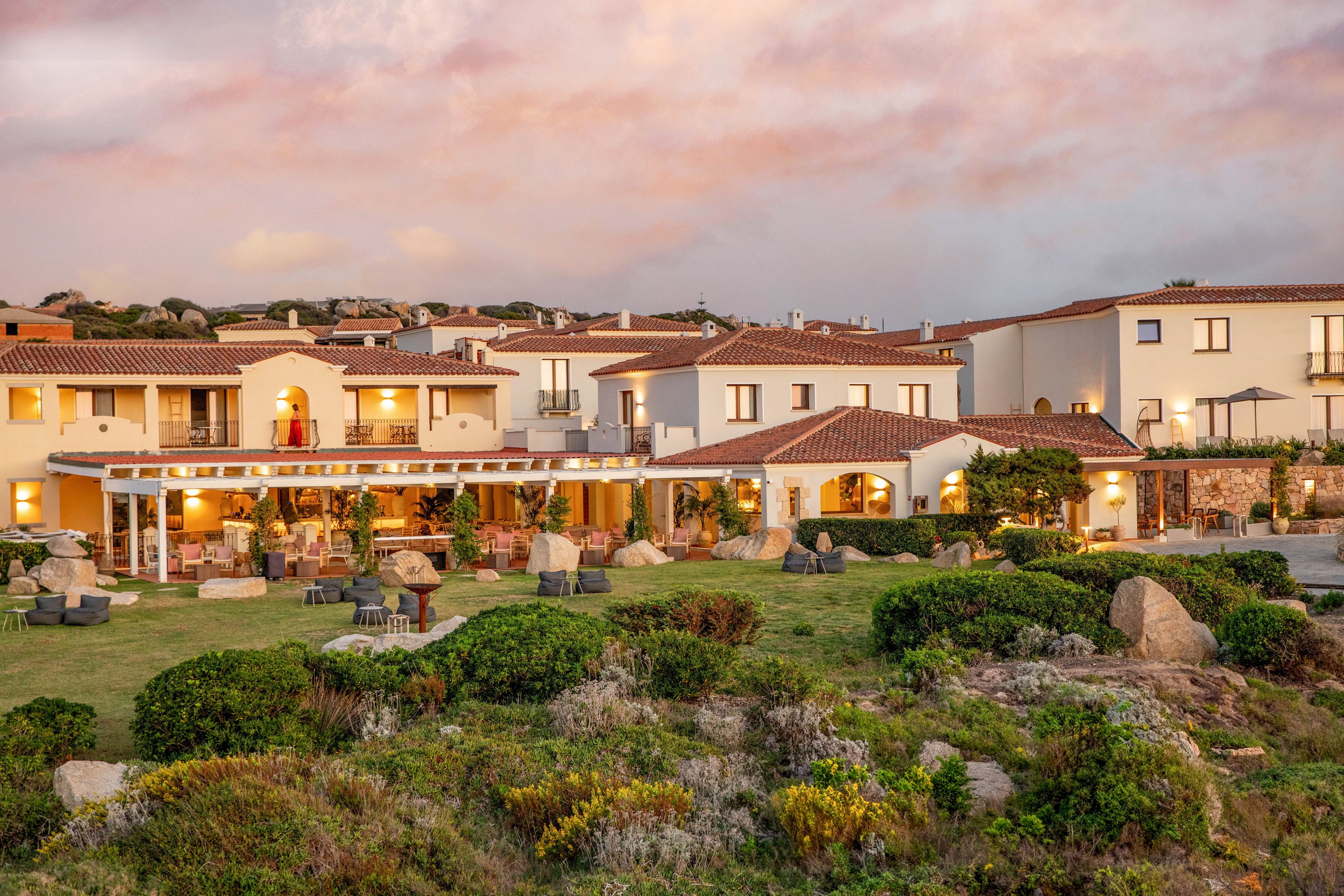 Mangia's Santa Teresa Curio Collection By Hilton