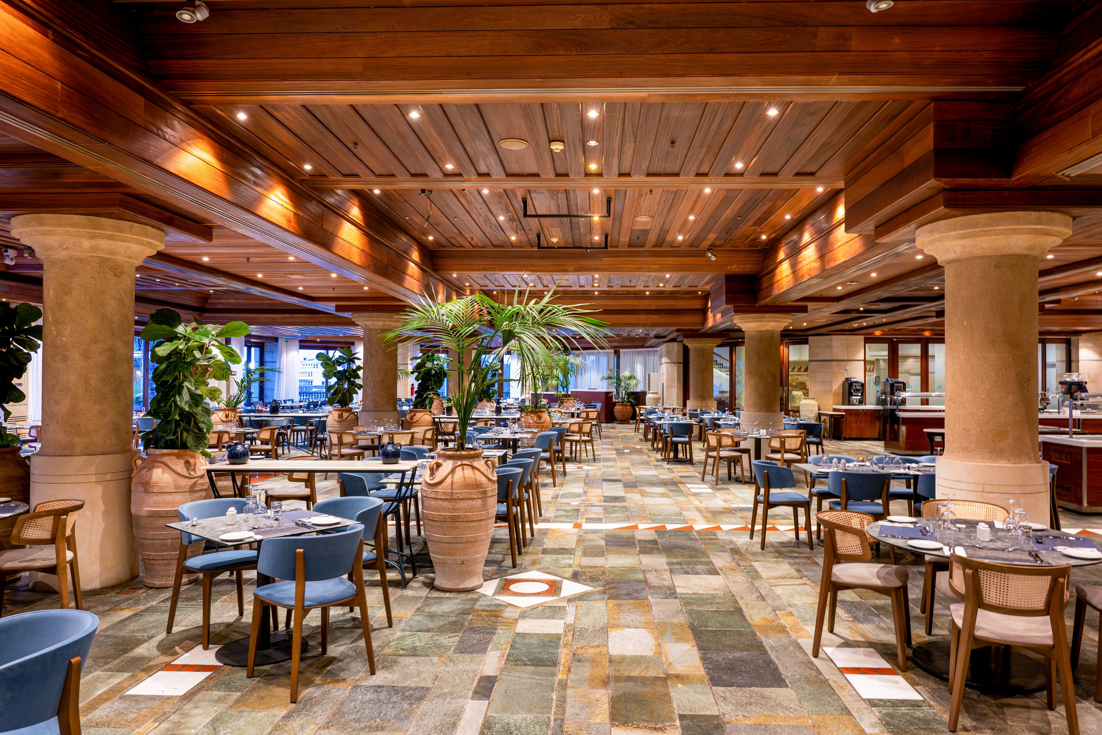 Coral Beach Hotel & Resort