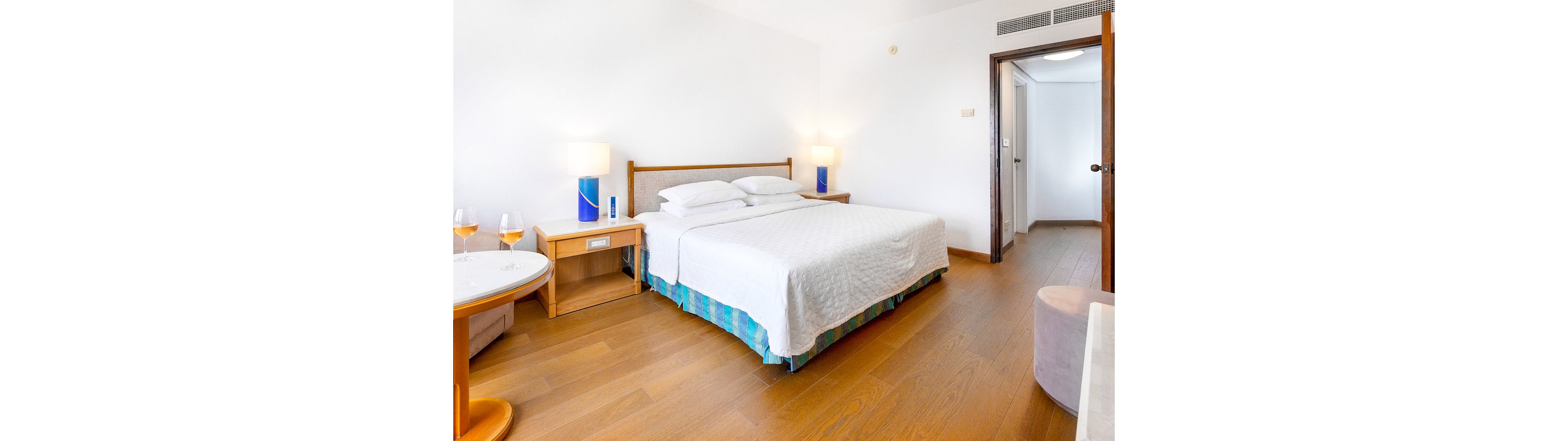 Coral Beach Hotel & Resort