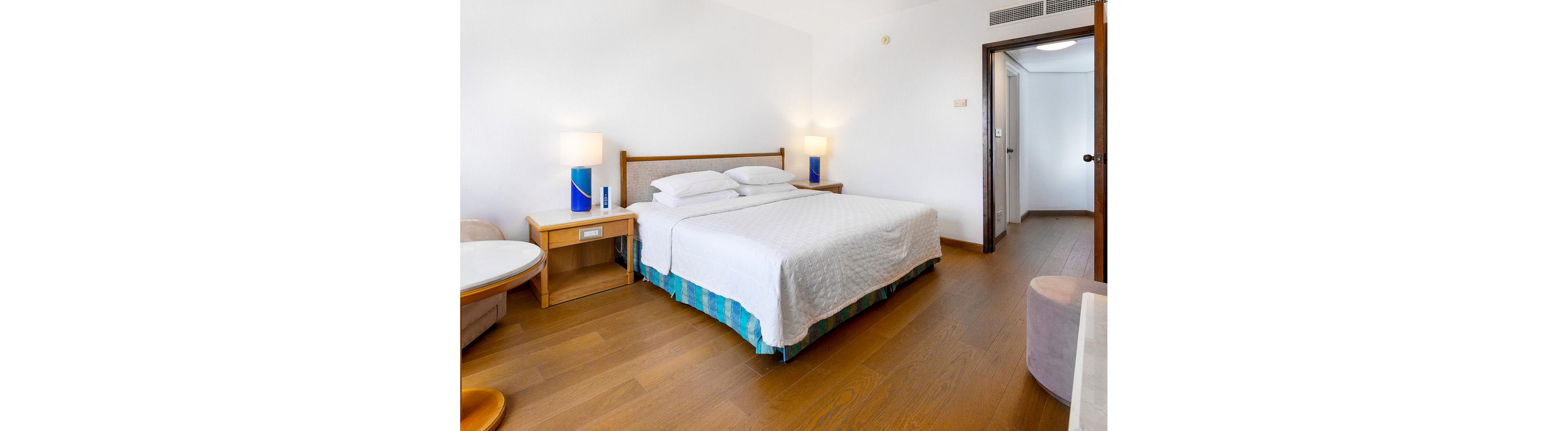 Coral Beach Hotel & Resort