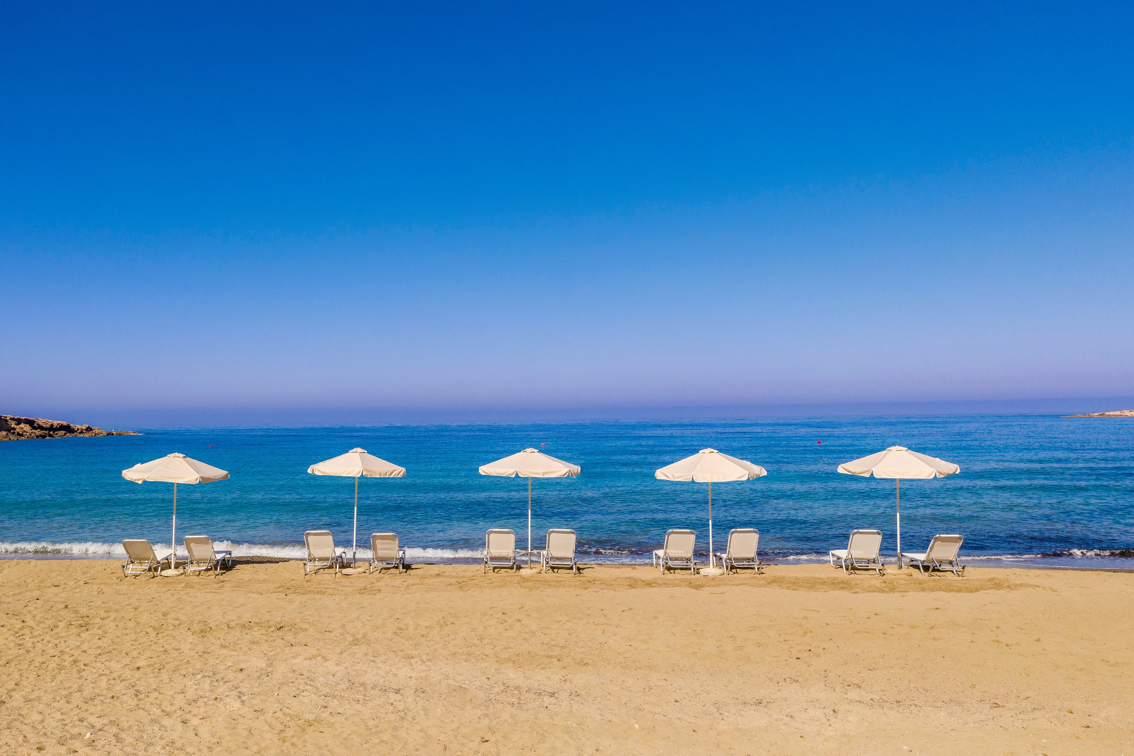 Coral Beach Hotel & Resort