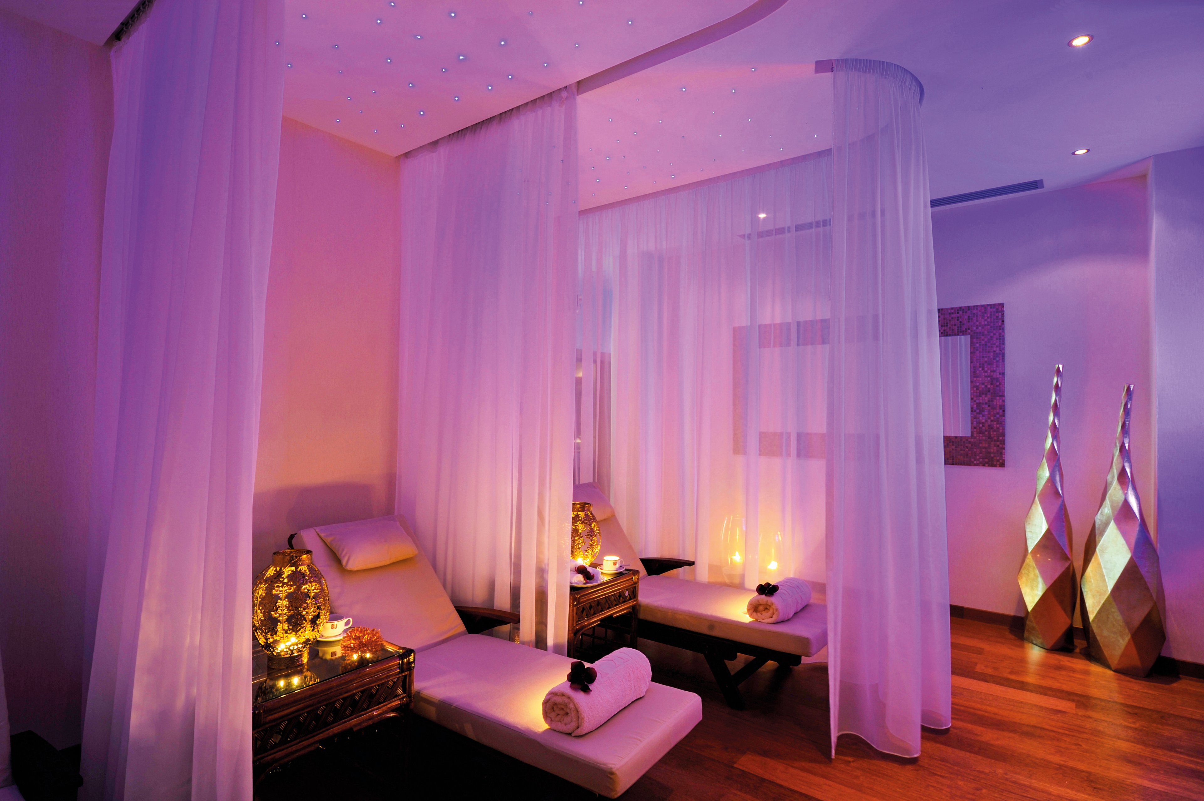 Constantinou Bros Athena Royal Beach Hotel