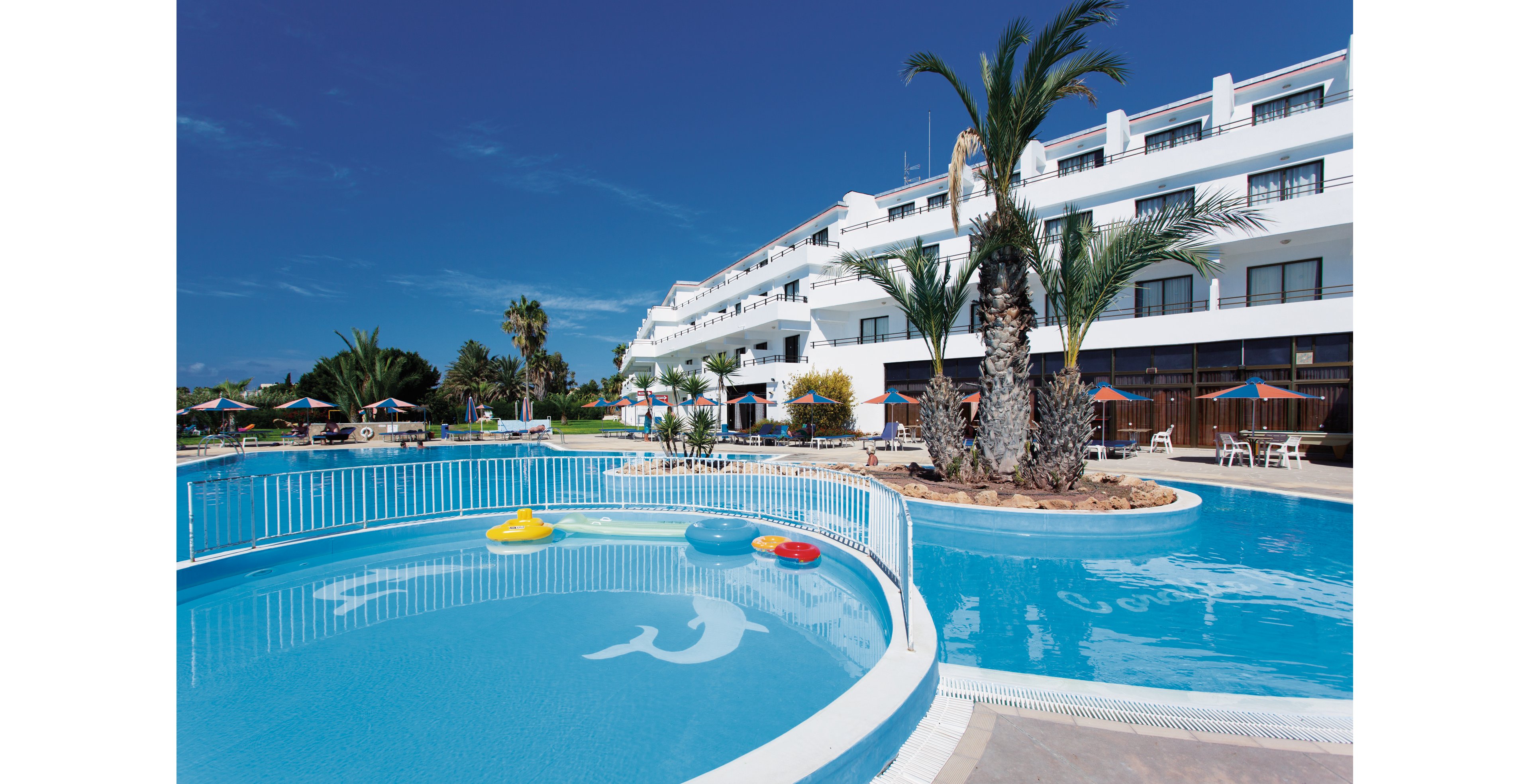 Corallia Beach Hotel Apartments