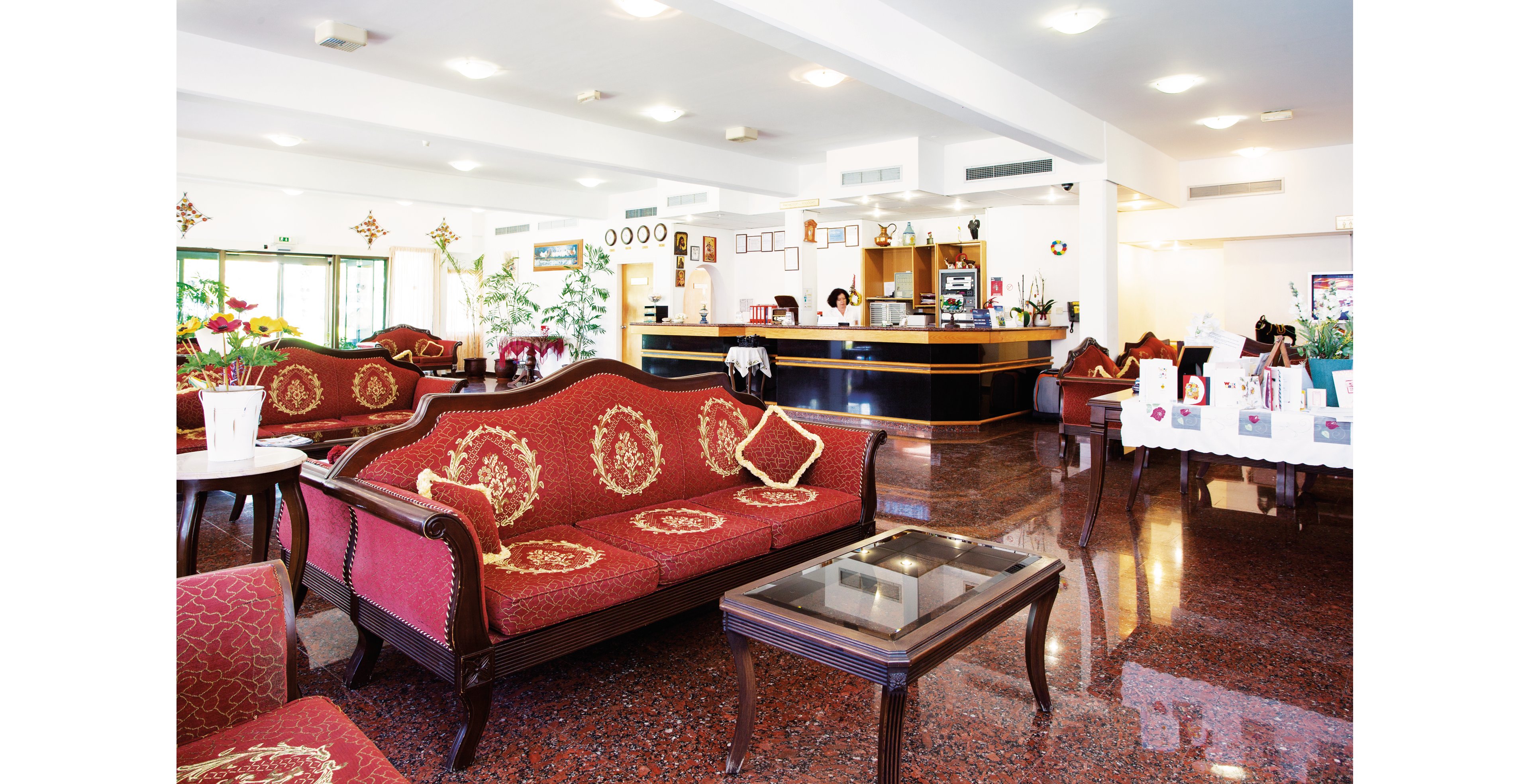 Corallia Beach Hotel Apartments