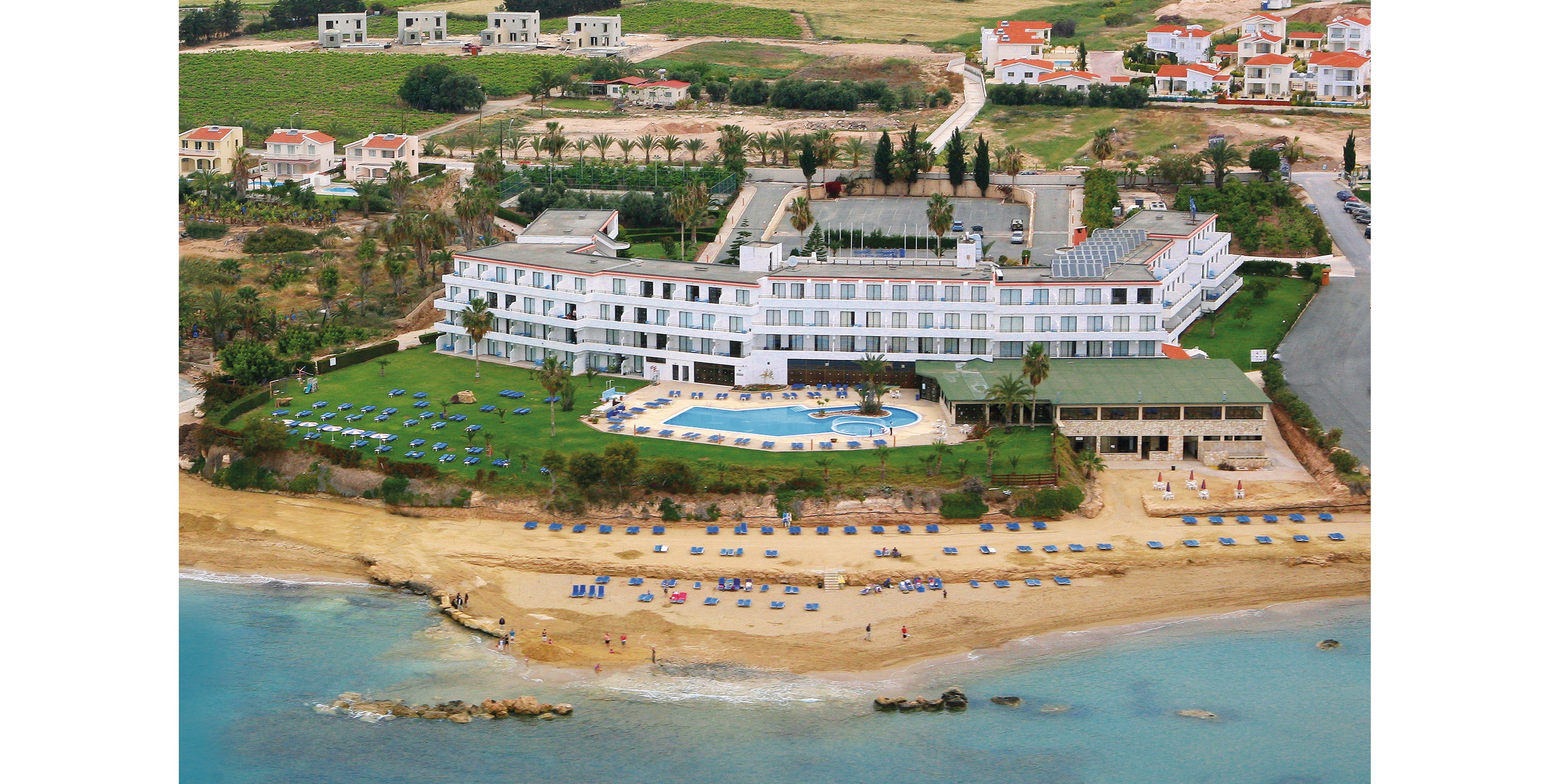 Corallia Beach Hotel Apartments
