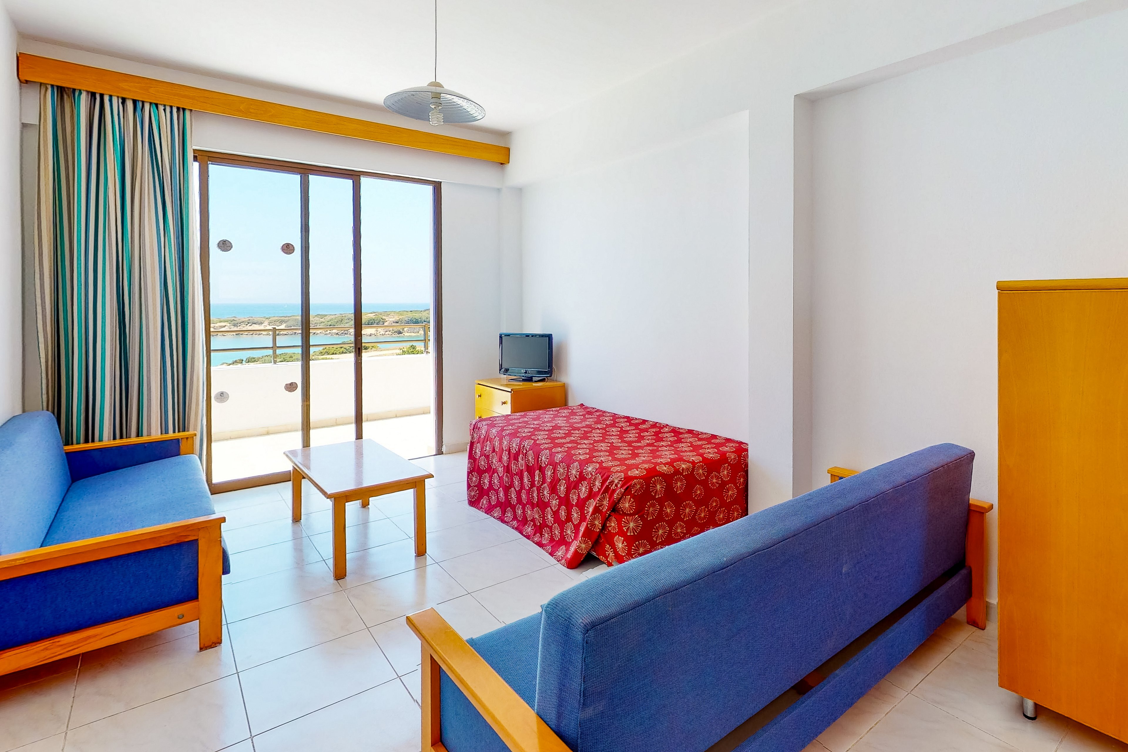 Corallia Beach Hotel Apartments