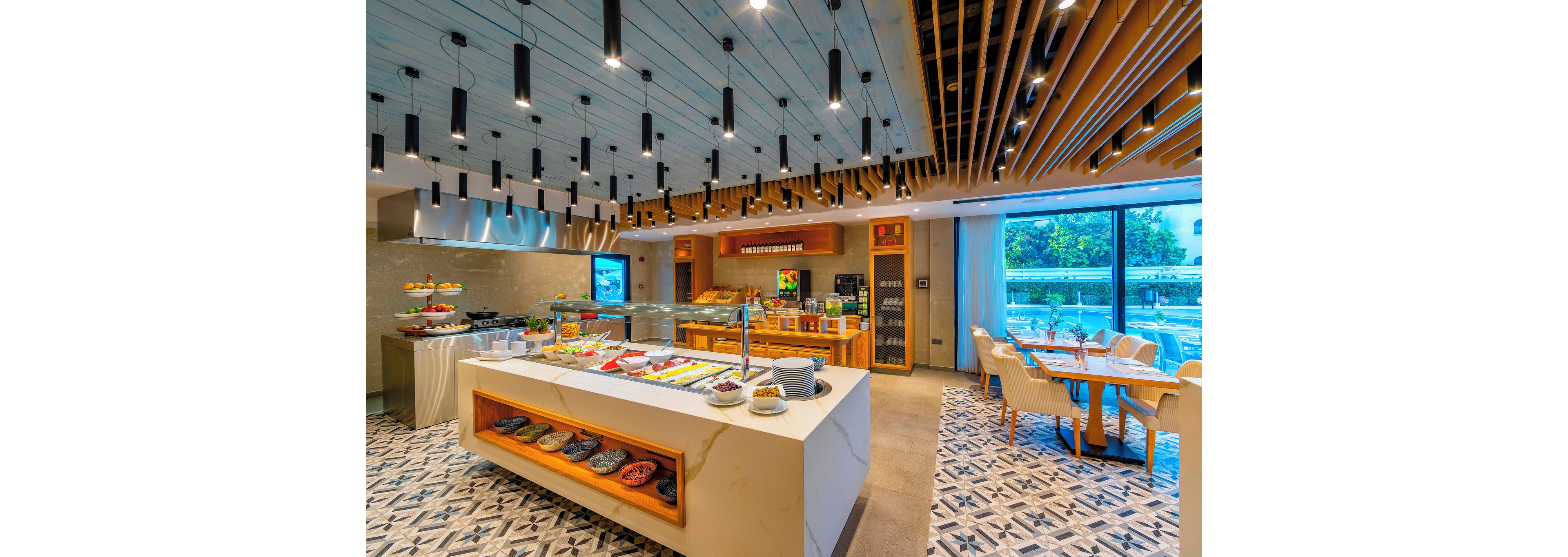 Anemi Hotel & Executive Suites