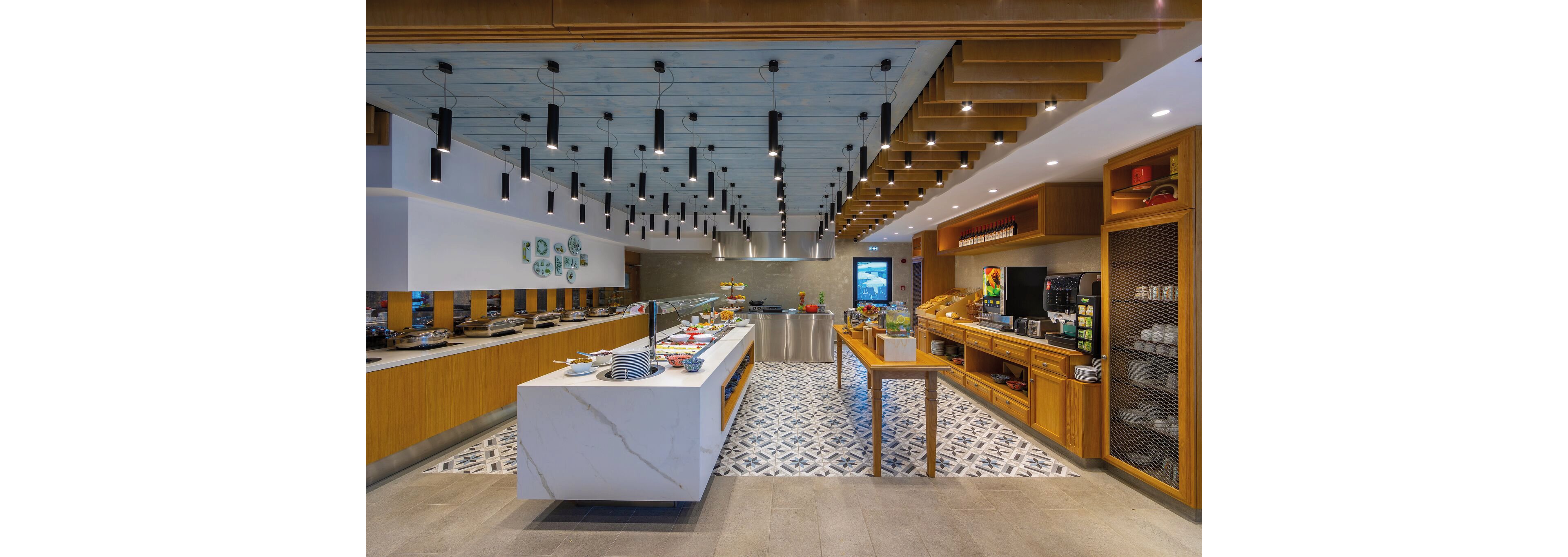 Anemi Hotel & Executive Suites