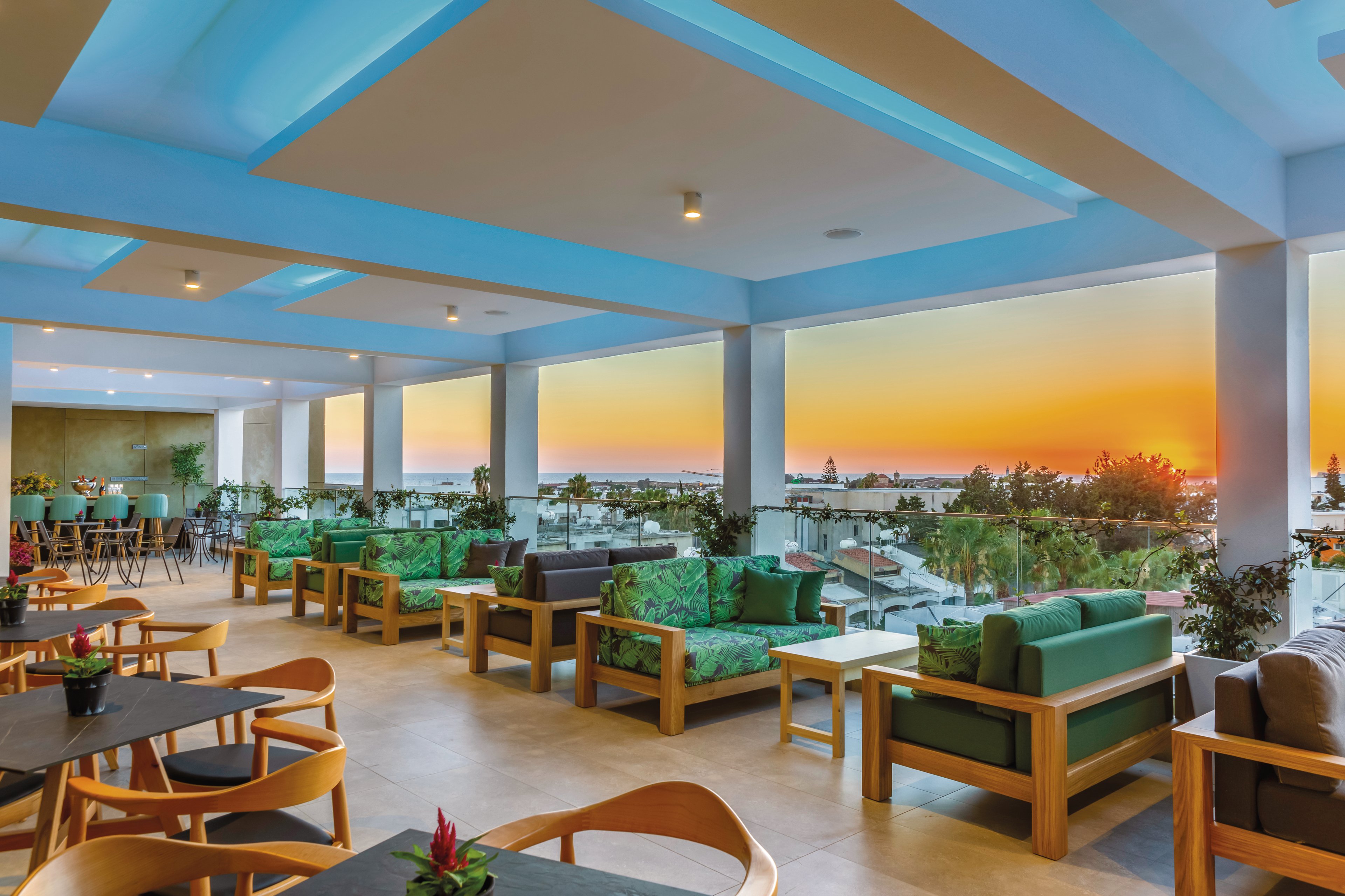 Anemi Hotel & Executive Suites