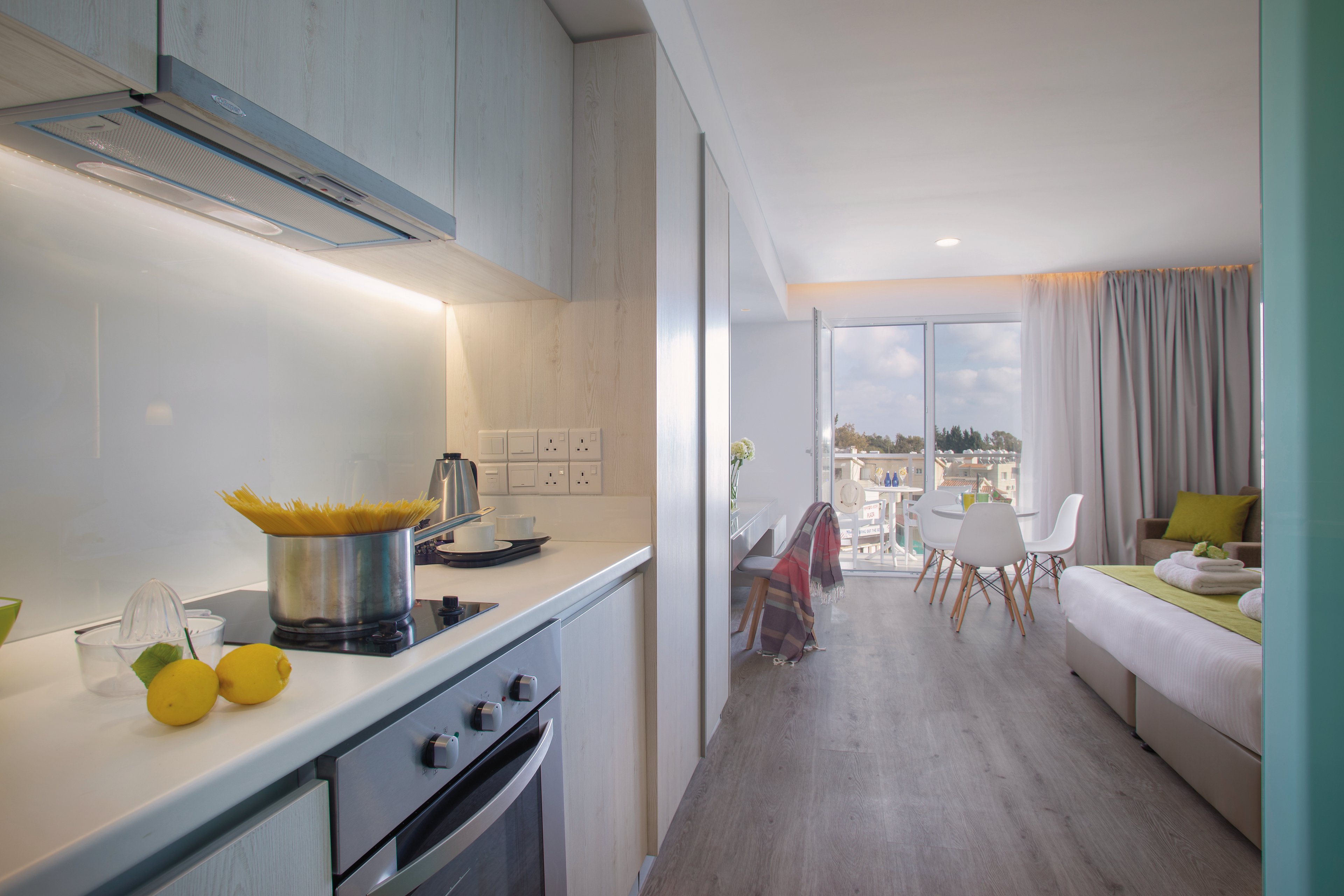 Anemi Hotel & Executive Suites