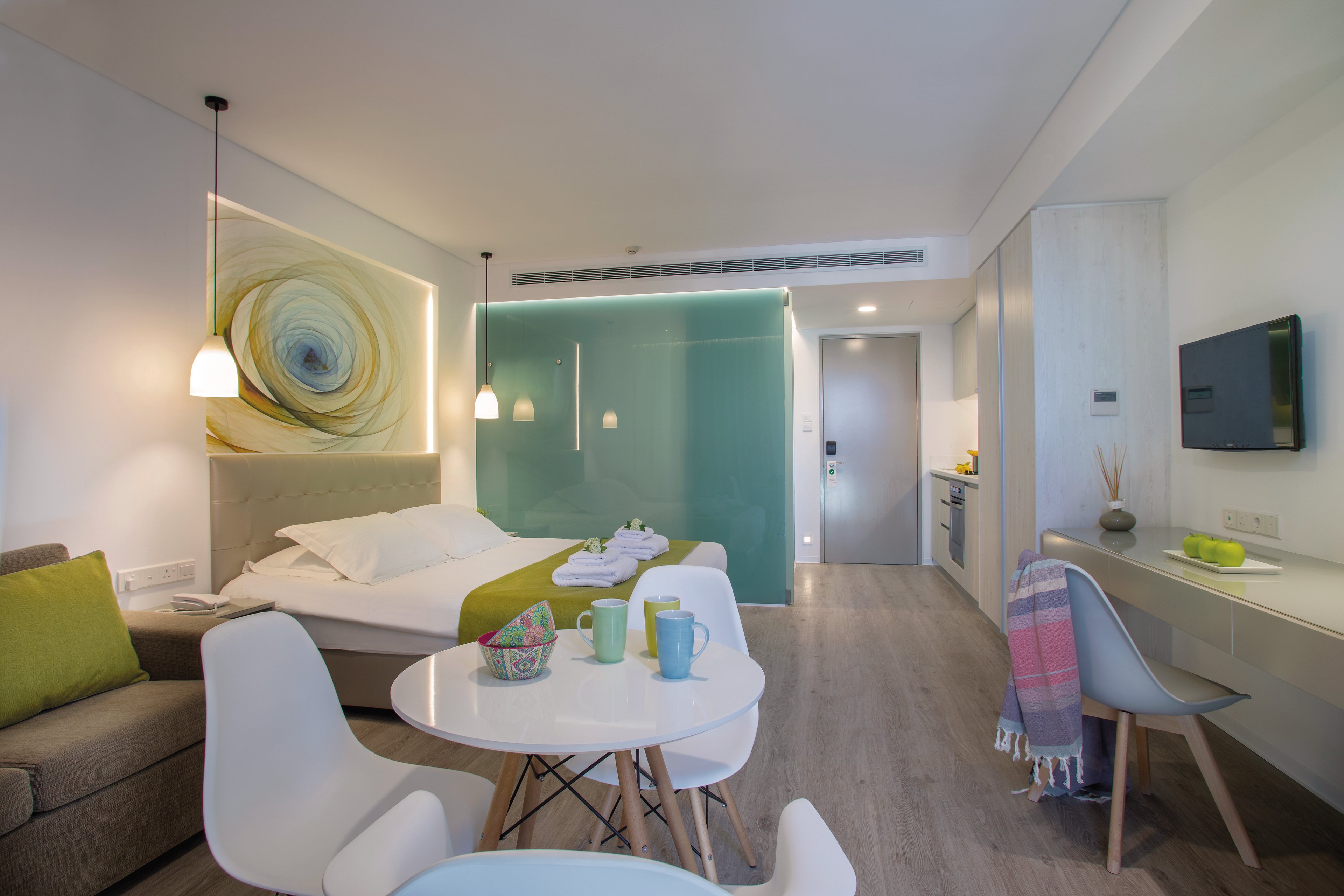 Anemi Hotel & Executive Suites