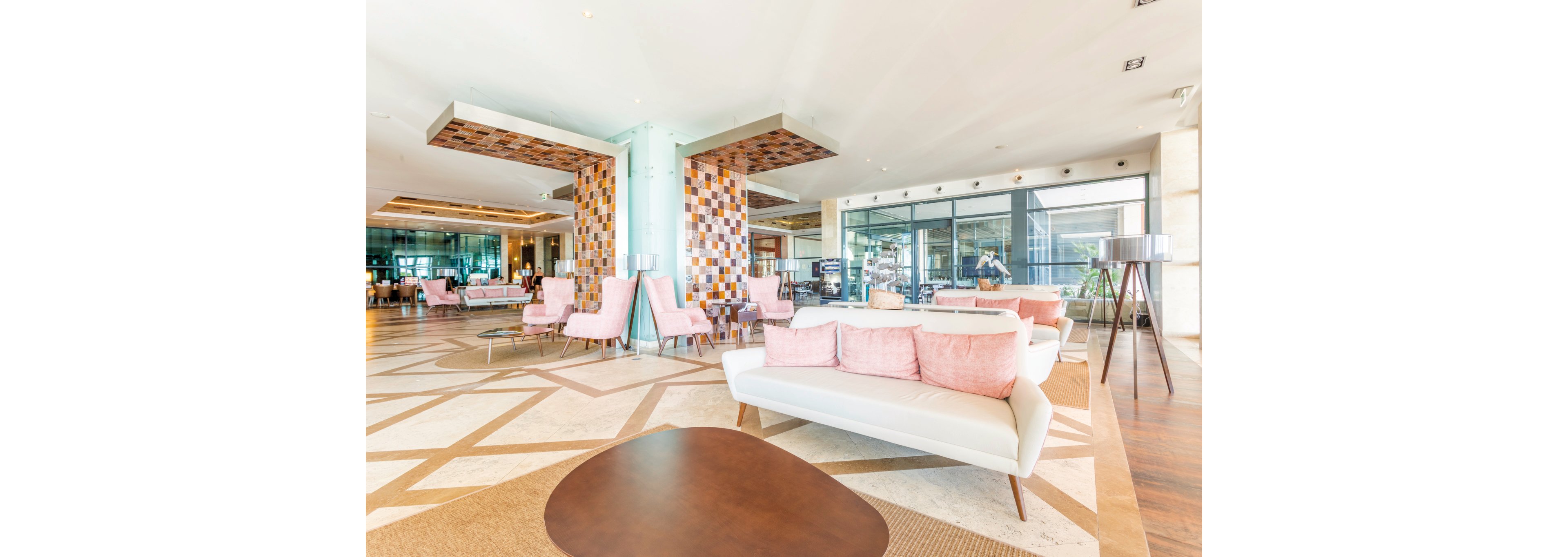 Real Marina Hotel & Spa